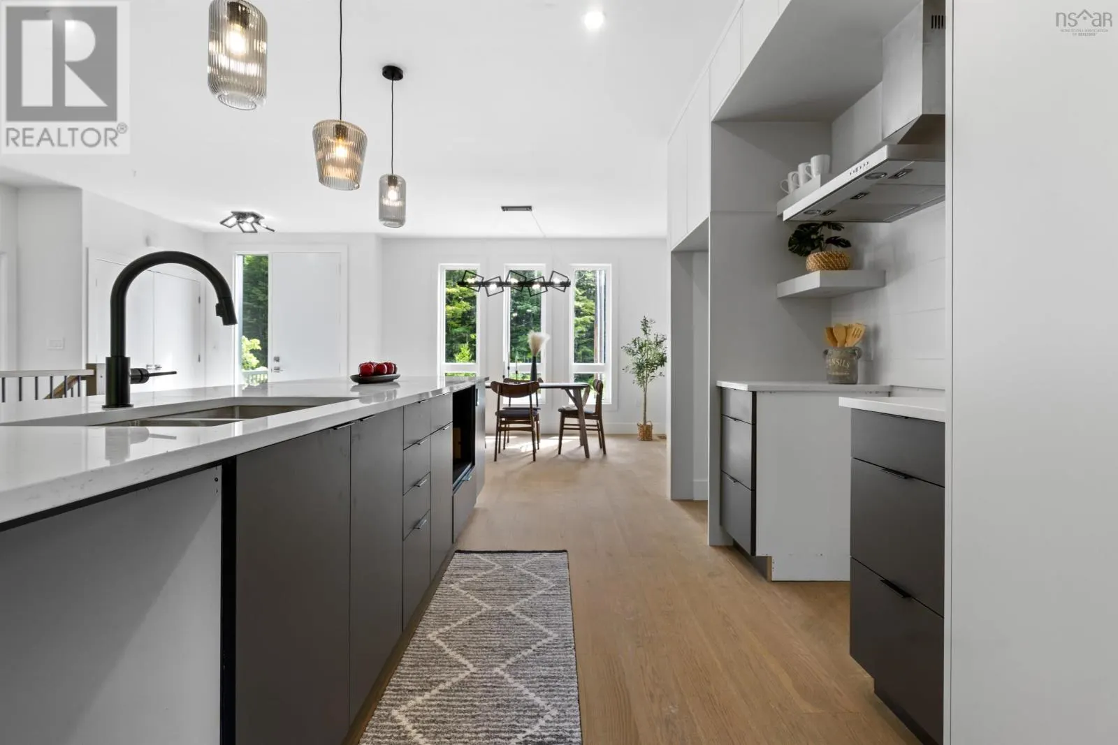 2 Merion Court