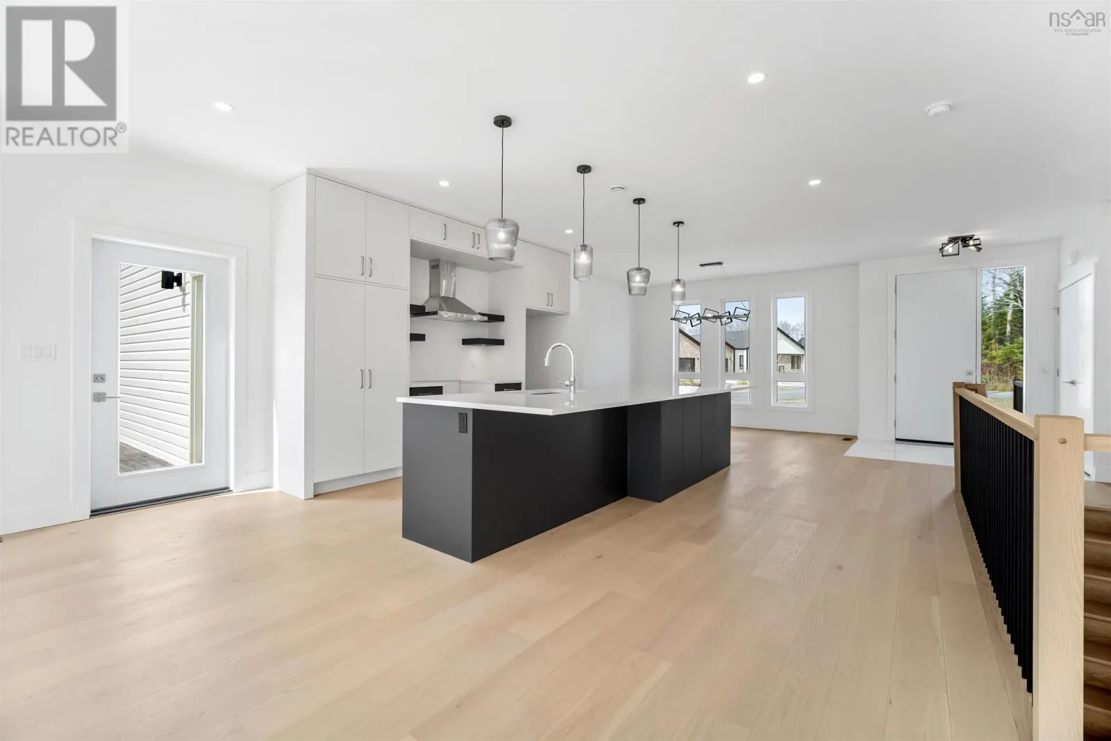 2 Merion Court