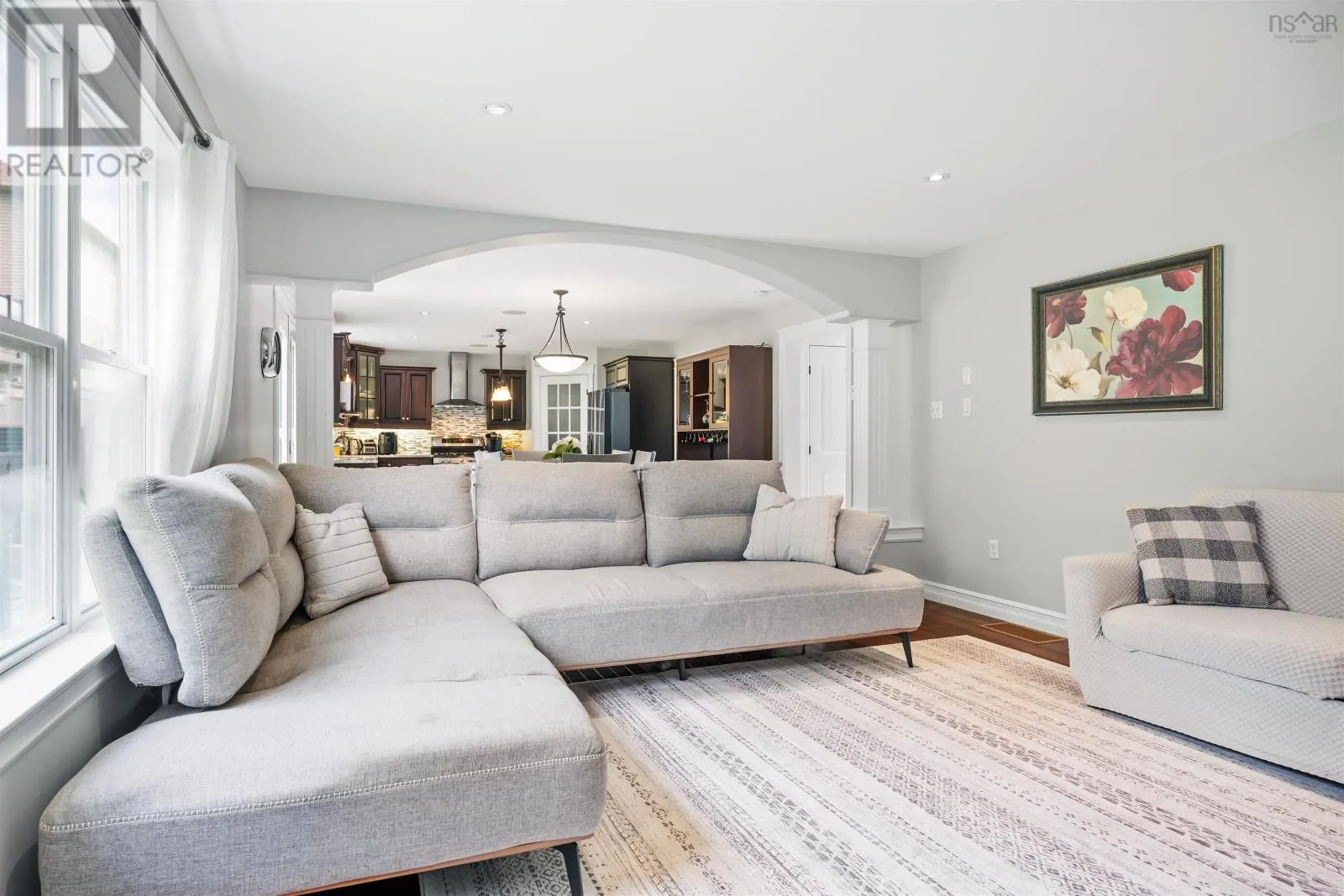 76 PEBBLECREEK Crescent
