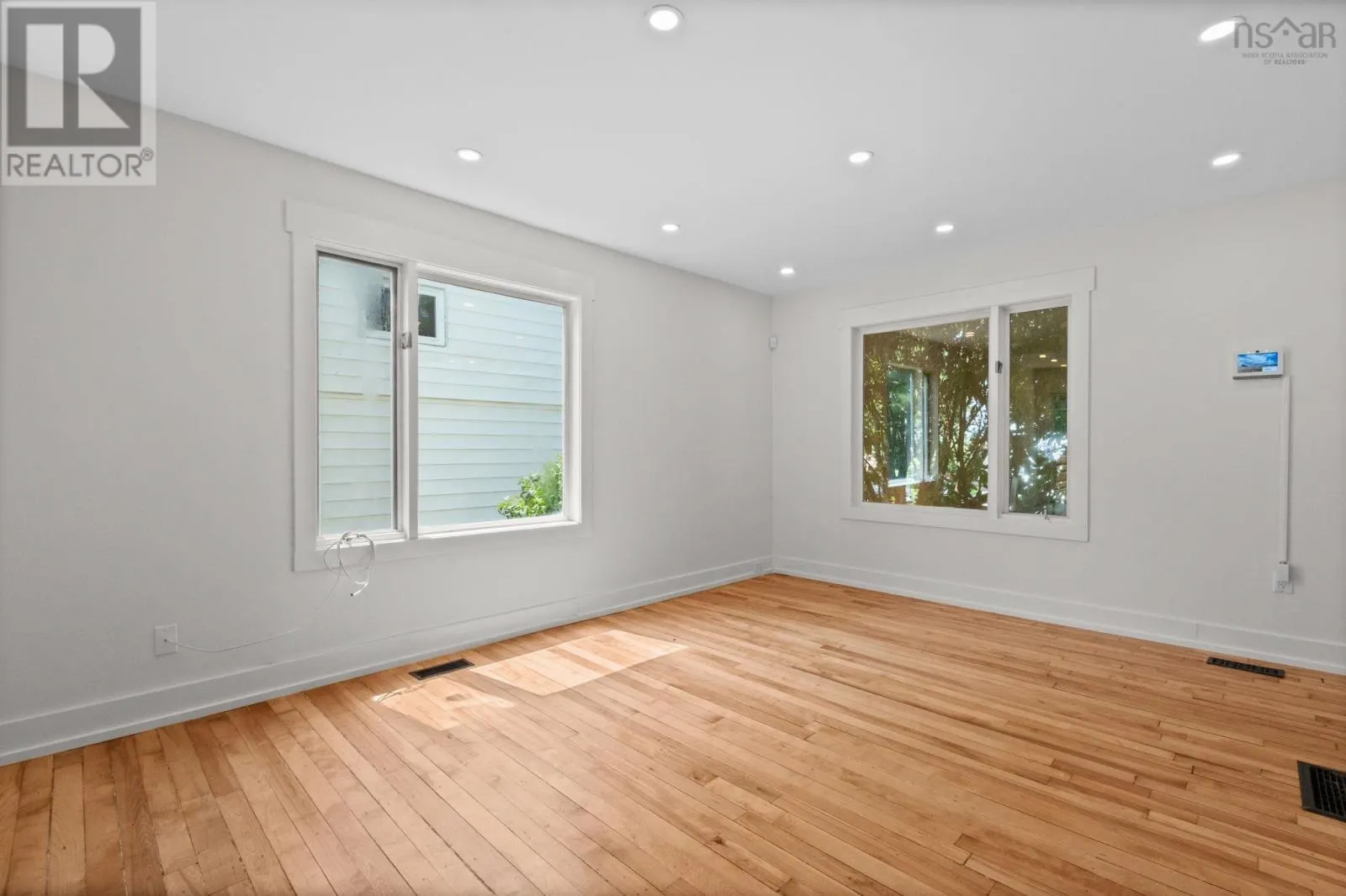 54 Symonds Street