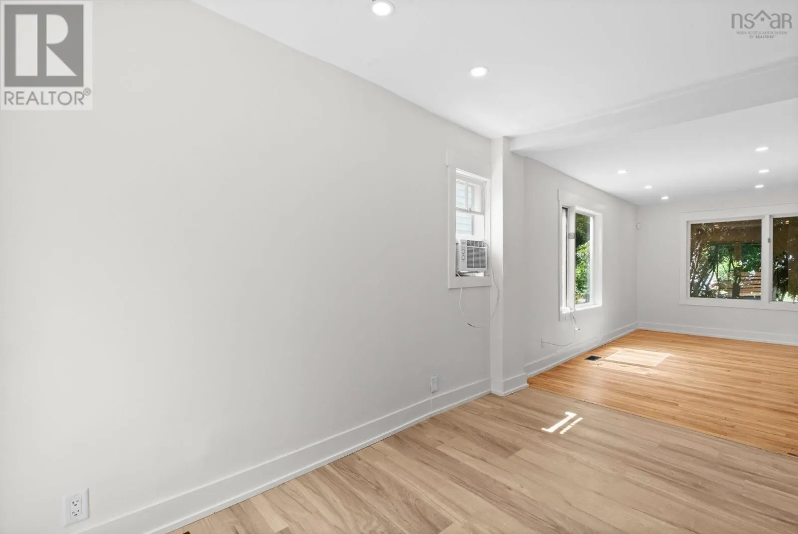 54 Symonds Street