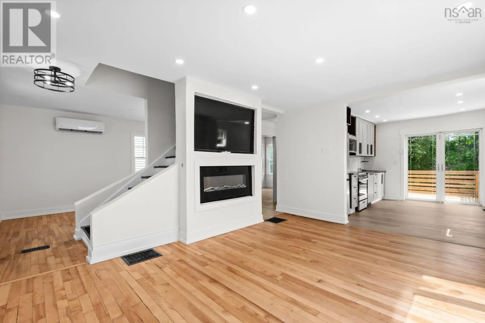 54 Symonds Street