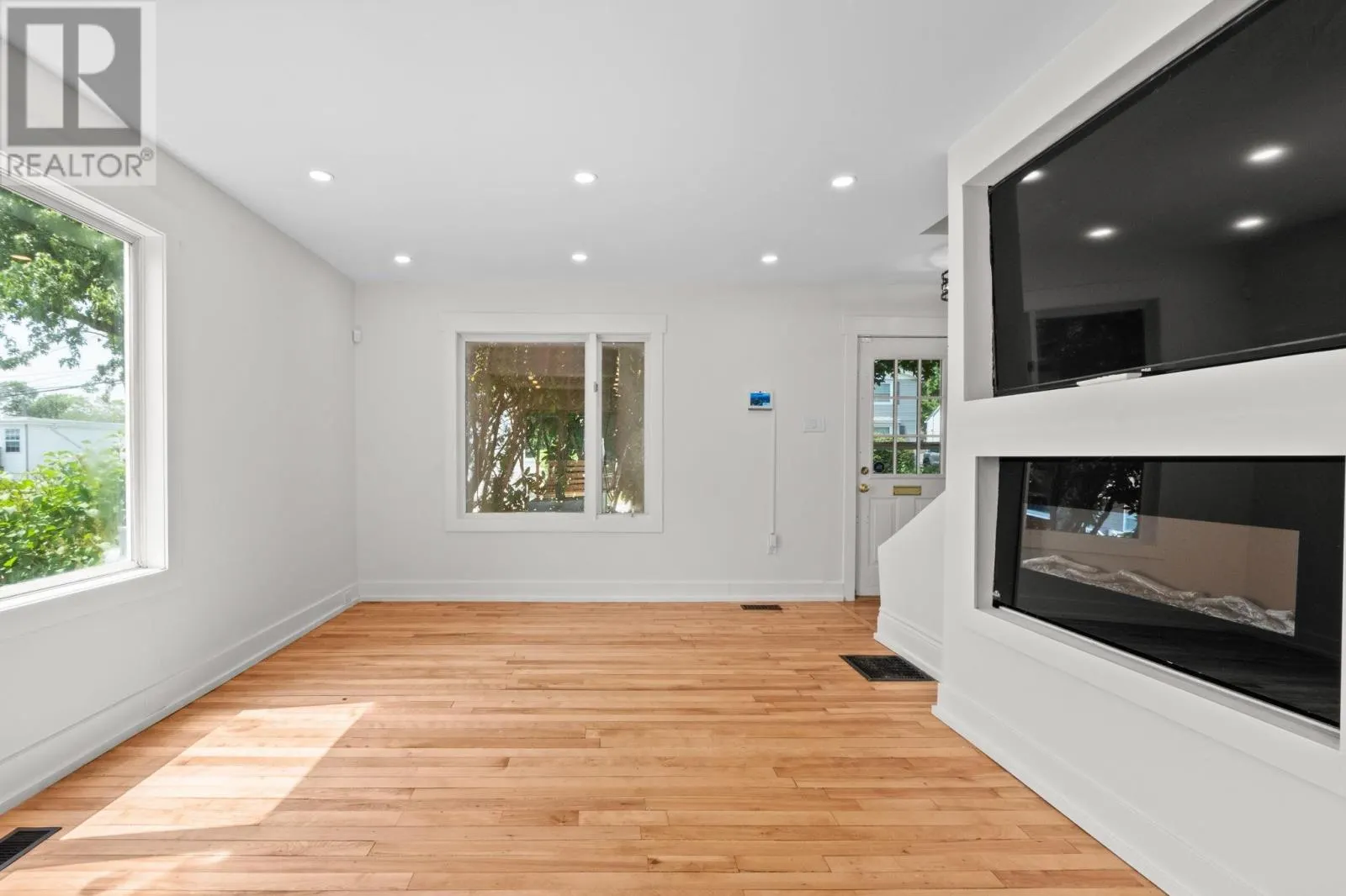 54 Symonds Street
