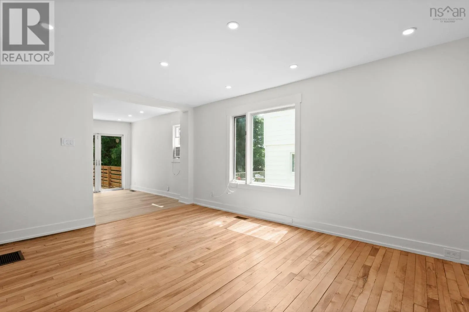 54 Symonds Street