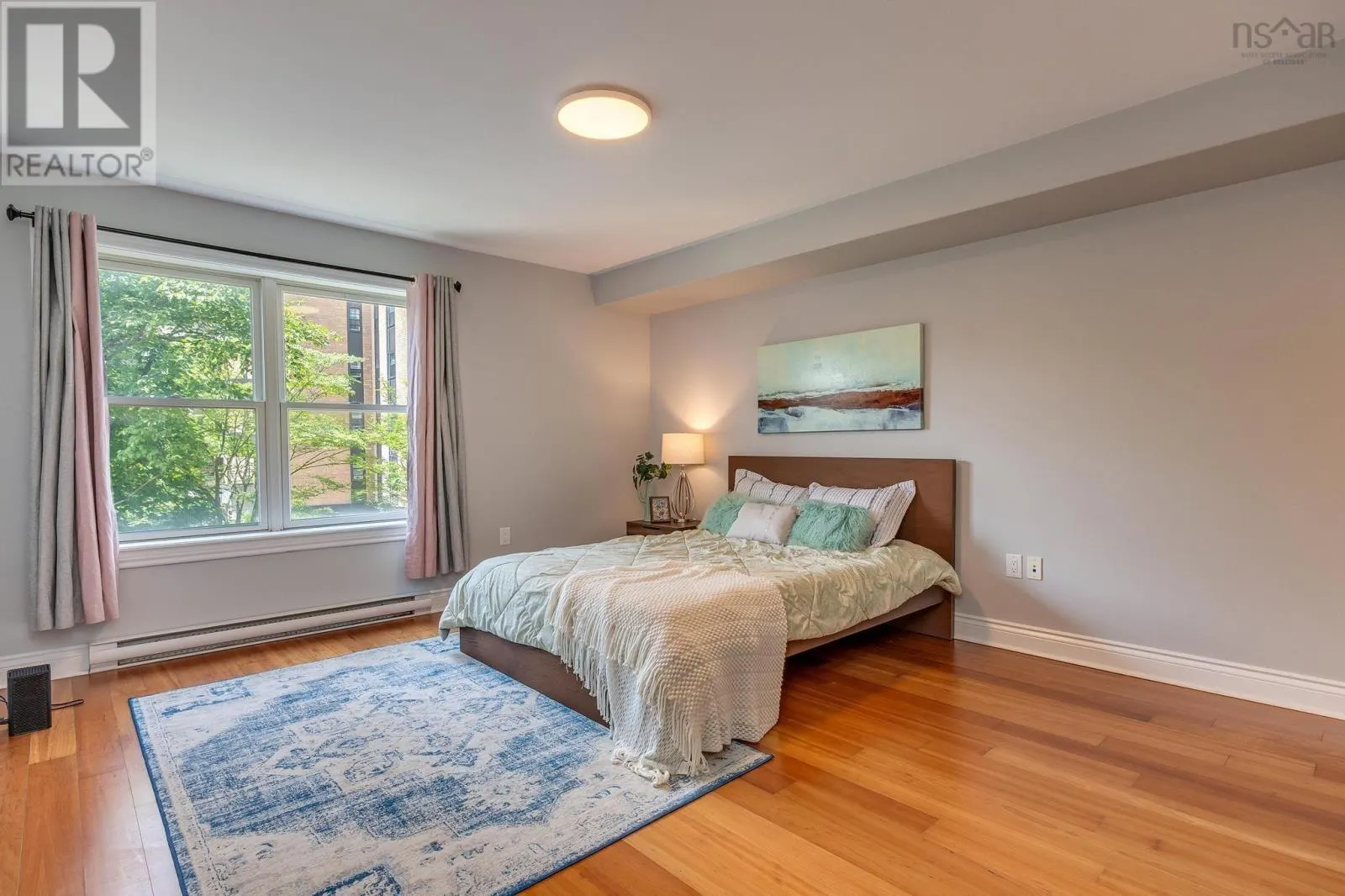 405- 5234 Morris St