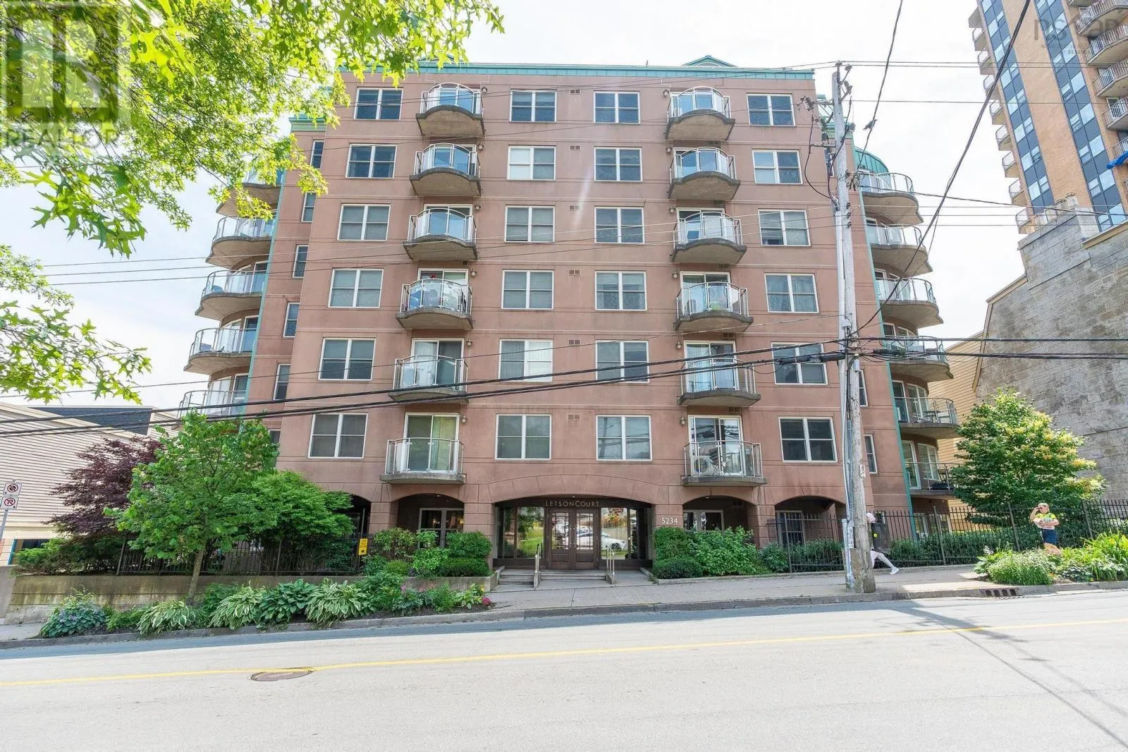 405- 5234 Morris St