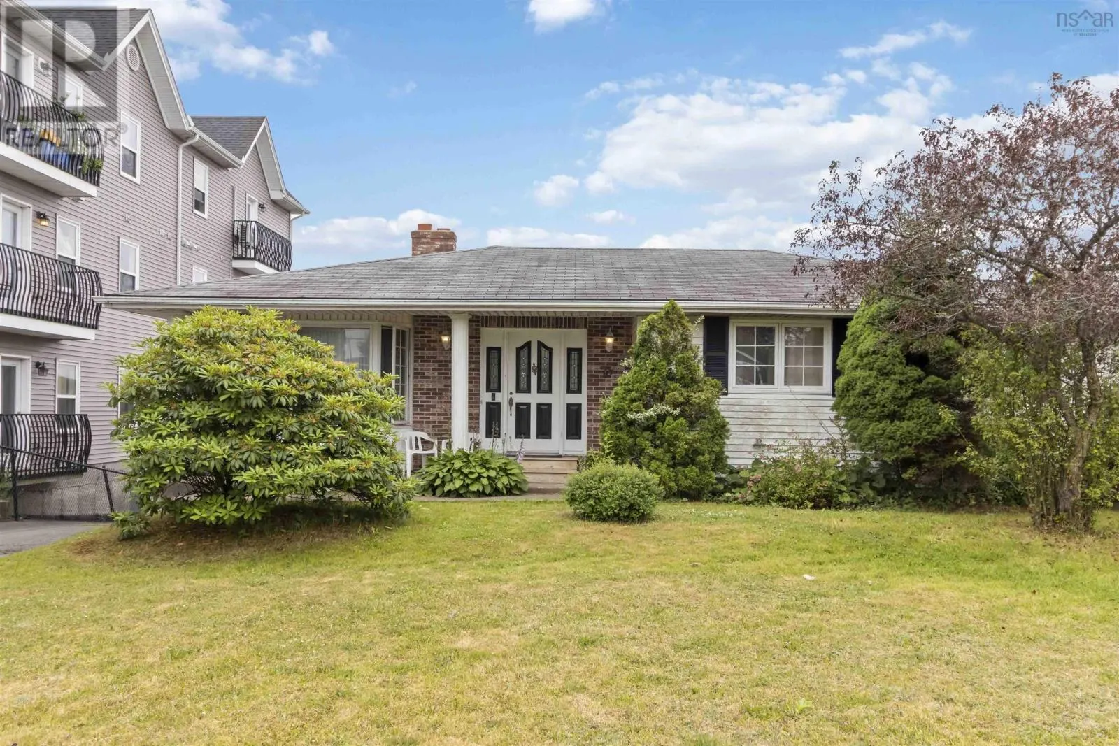 87 Cow Bay Road
