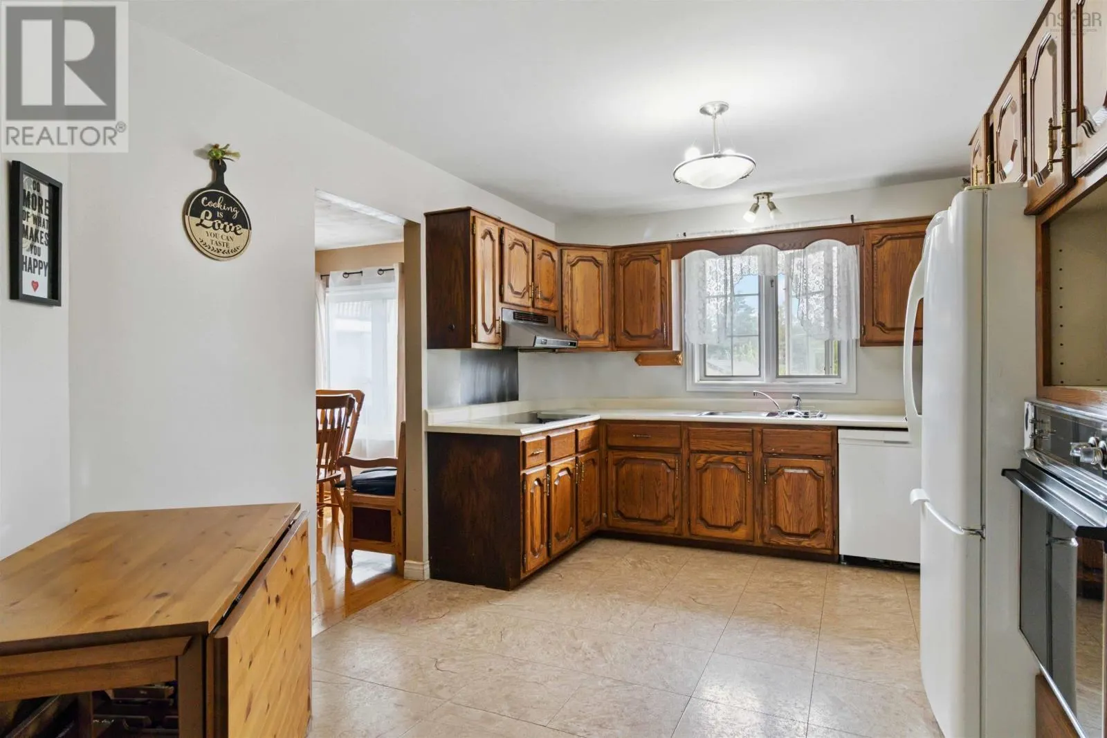87 Cow Bay Road