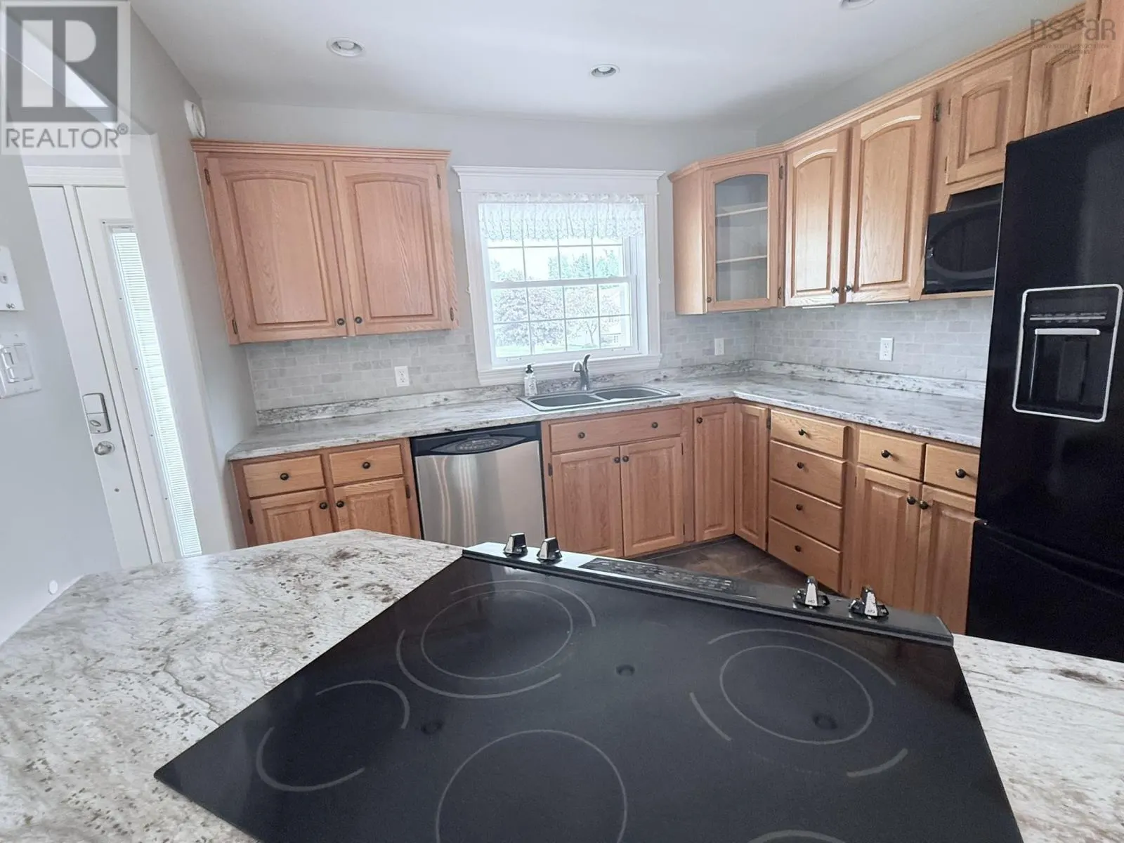 23 SILVERWOOD Drive