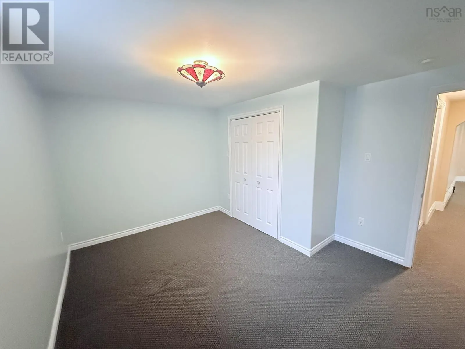 23 SILVERWOOD Drive