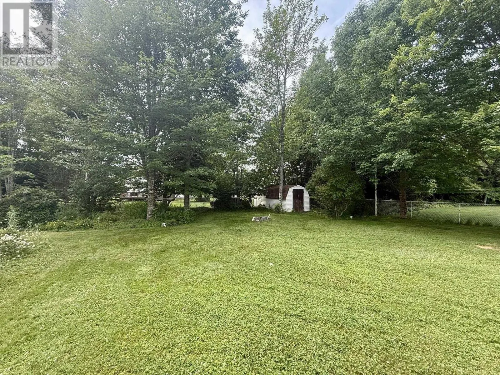 23 SILVERWOOD Drive