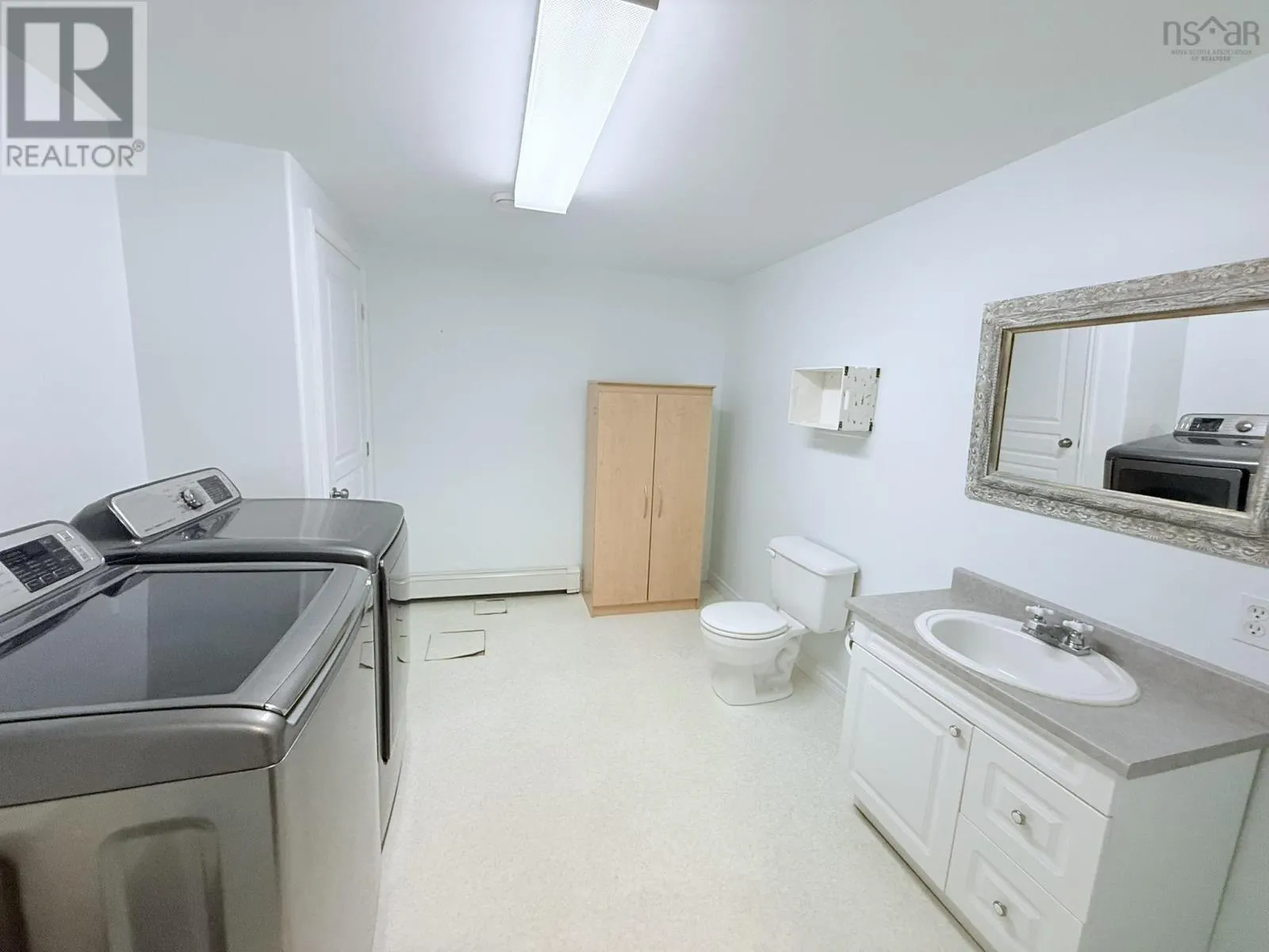 23 SILVERWOOD Drive