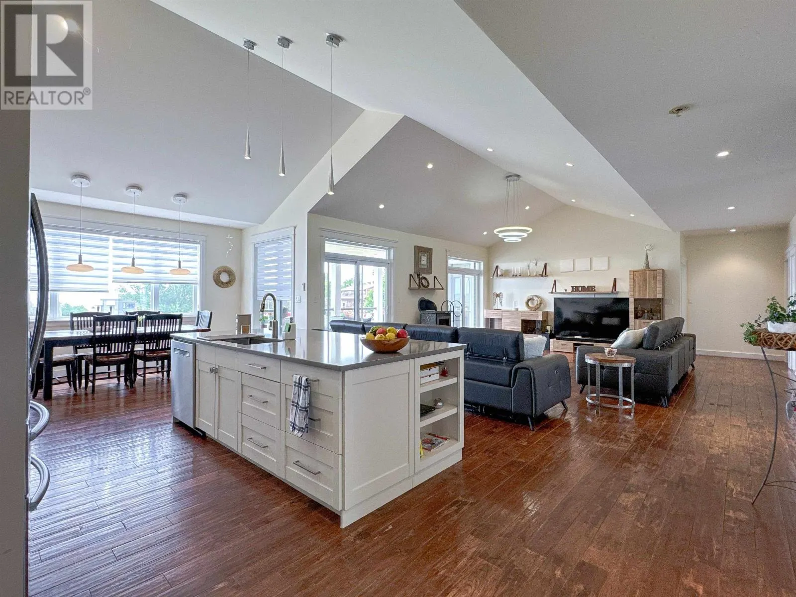 23 Paget & Keppoch Lot Crescent