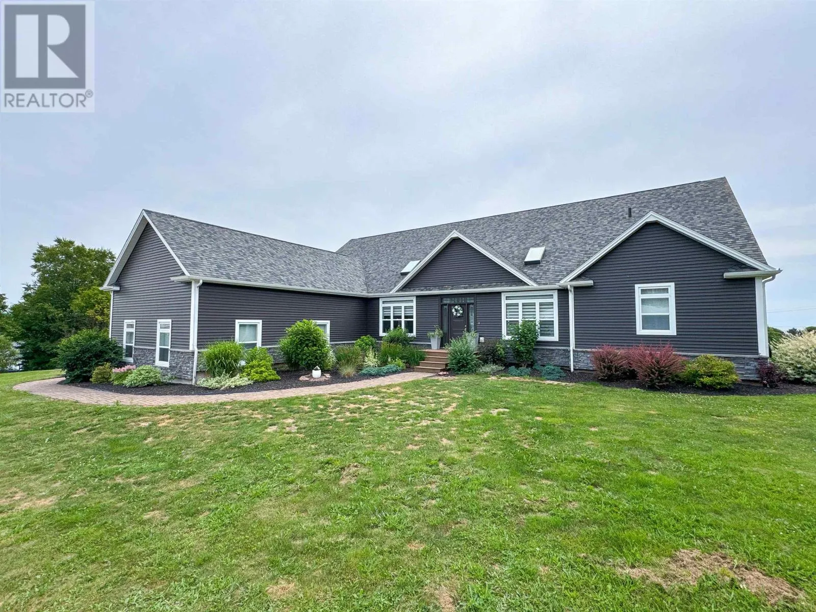 23 Paget & Keppoch Lot Crescent