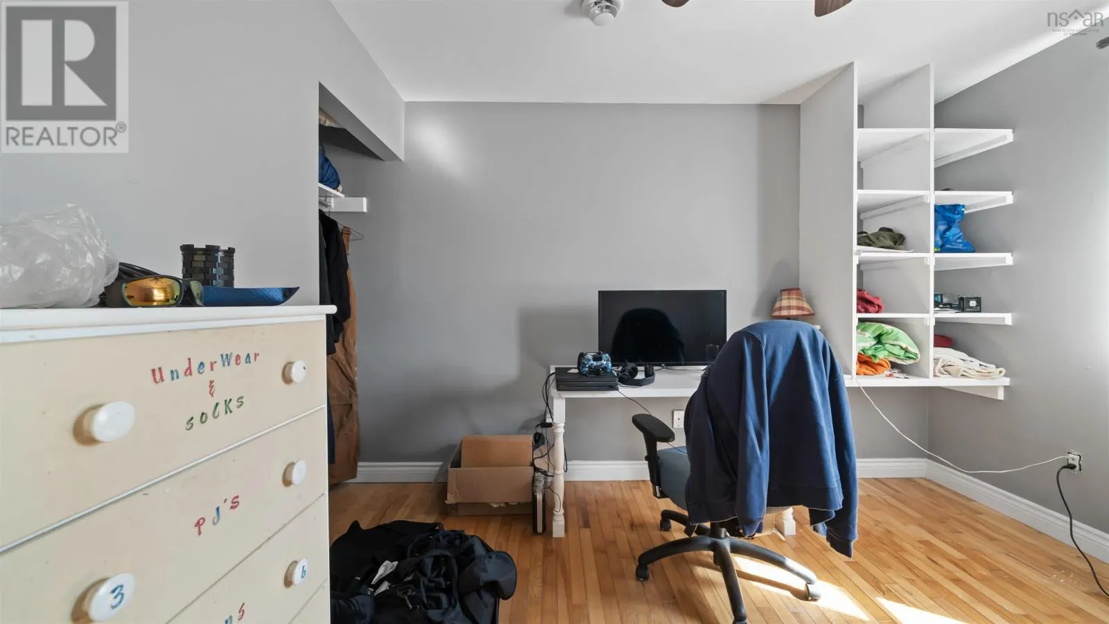 10 Fader Street