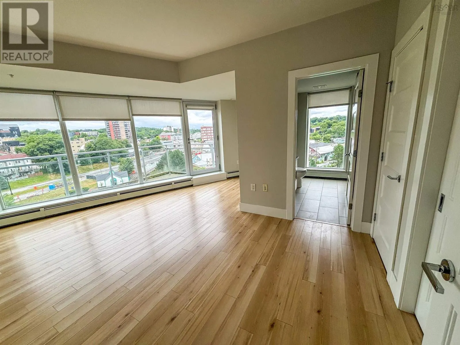 501 15 Kings Wharf Place