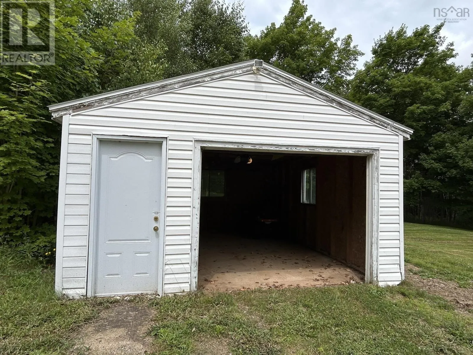 1079 Welch Branch