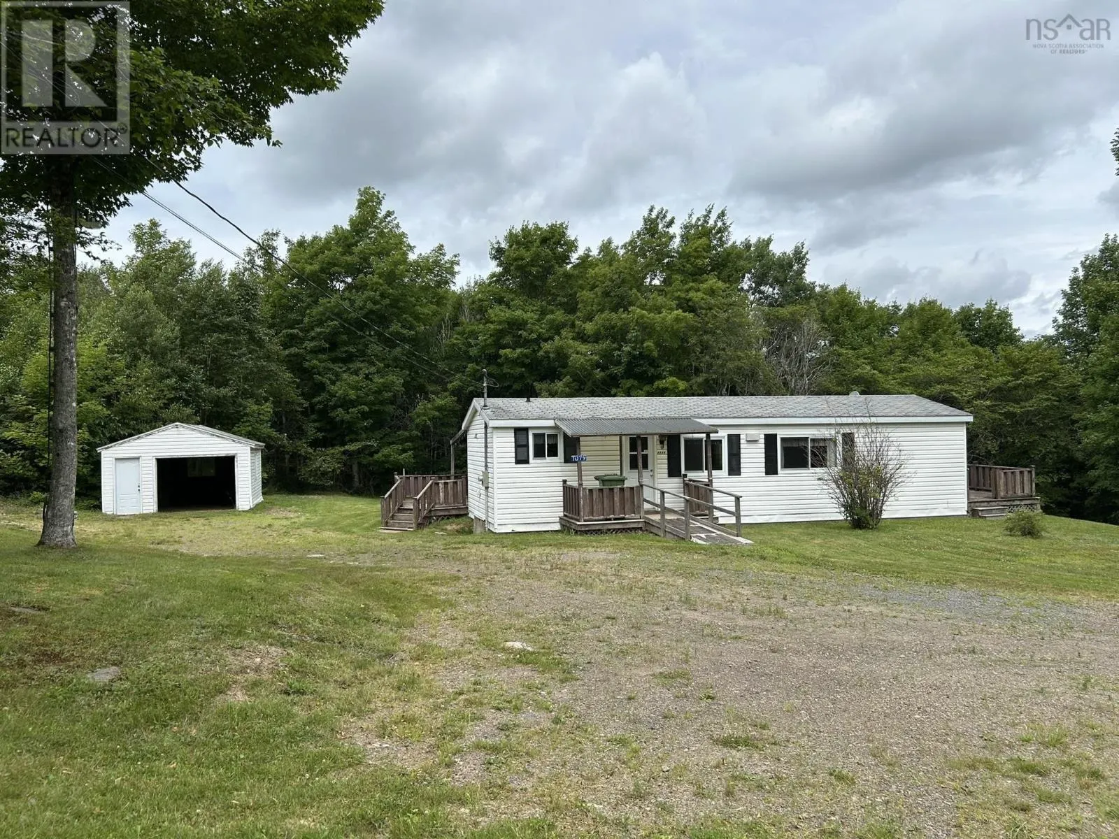 1079 Welch Branch
