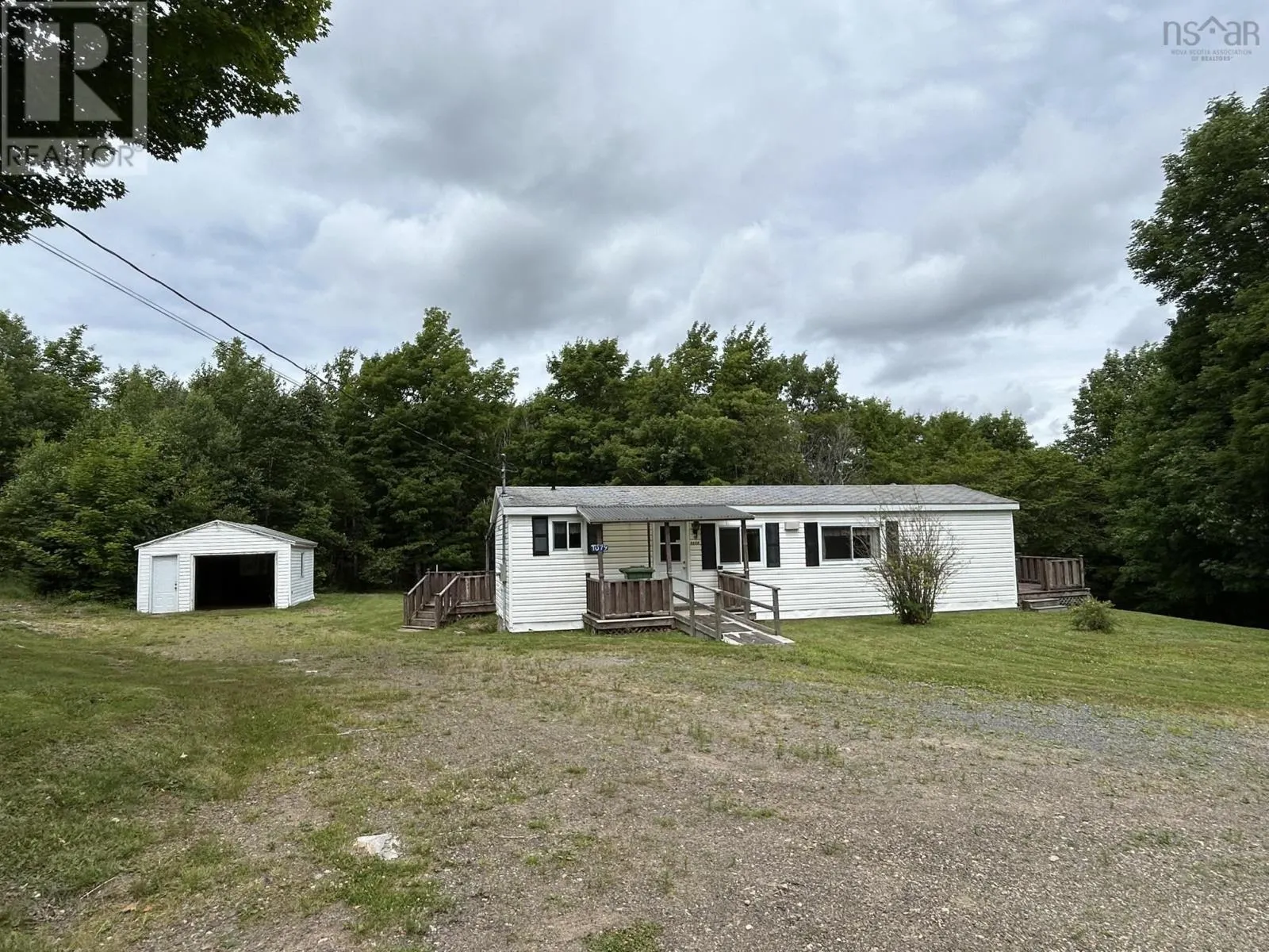 1079 Welch Branch