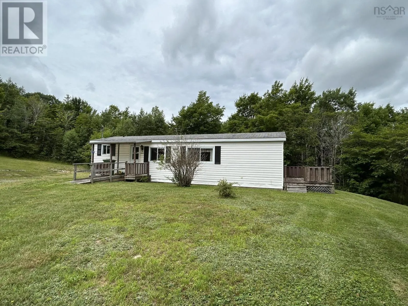 1079 Welch Branch