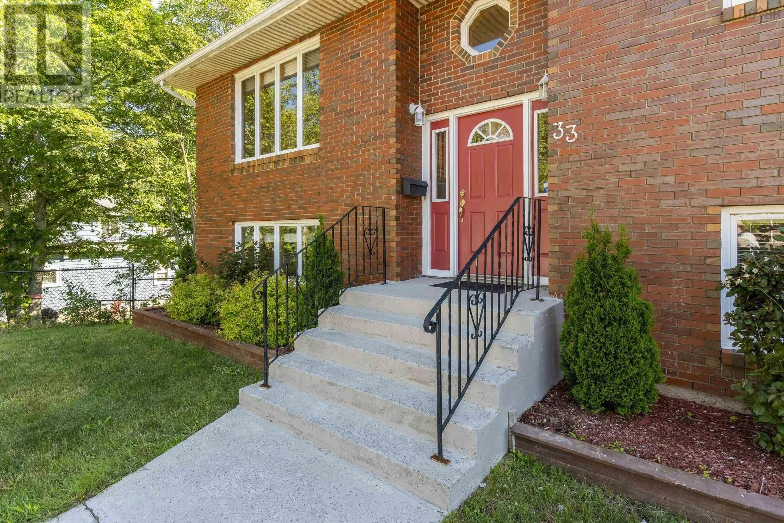 33 Alex Street & 47 Central Avenue