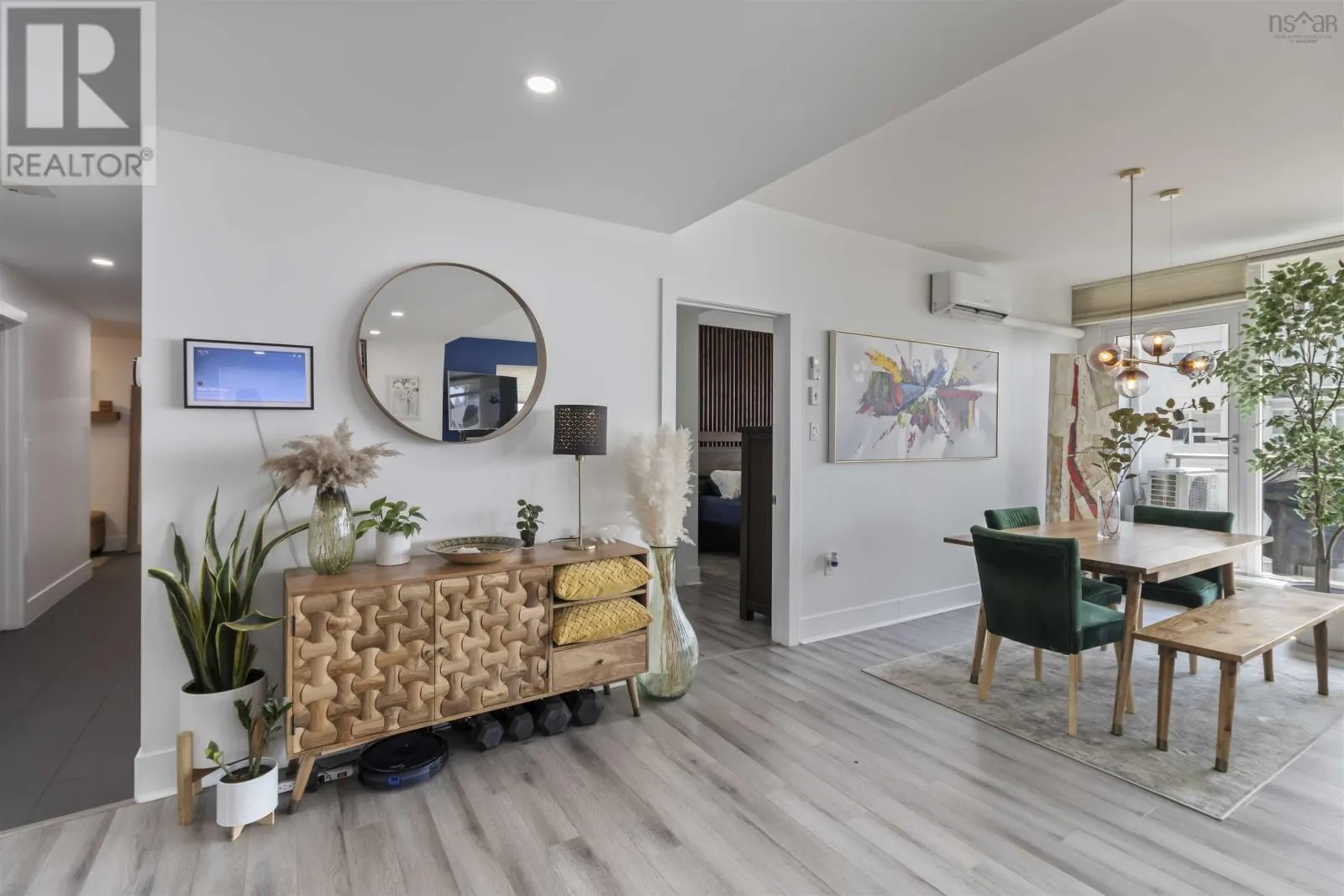 805 15 Kings Wharf Place
