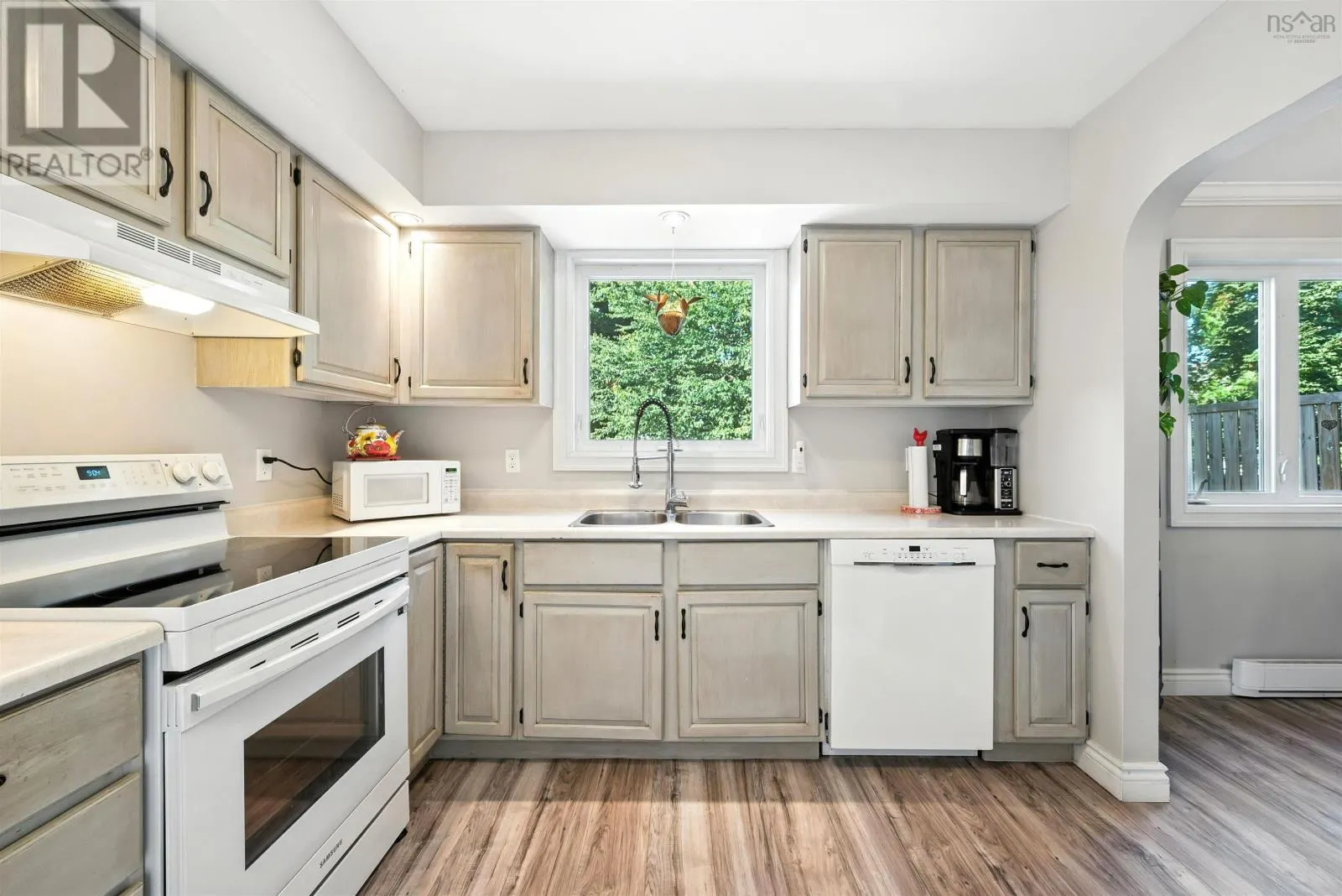 13 Viscaya Place