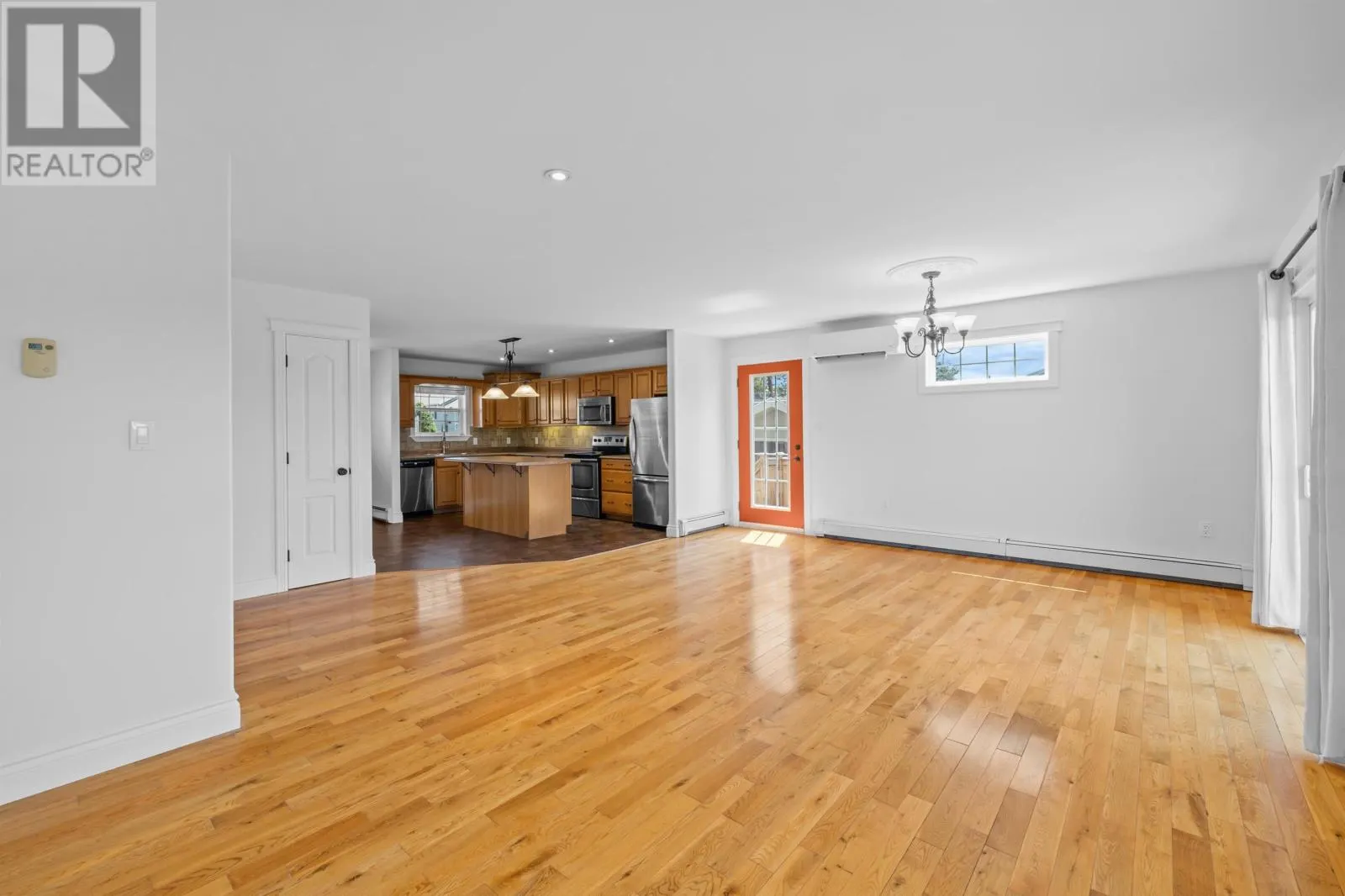 1 Hillside Meadows Drive
