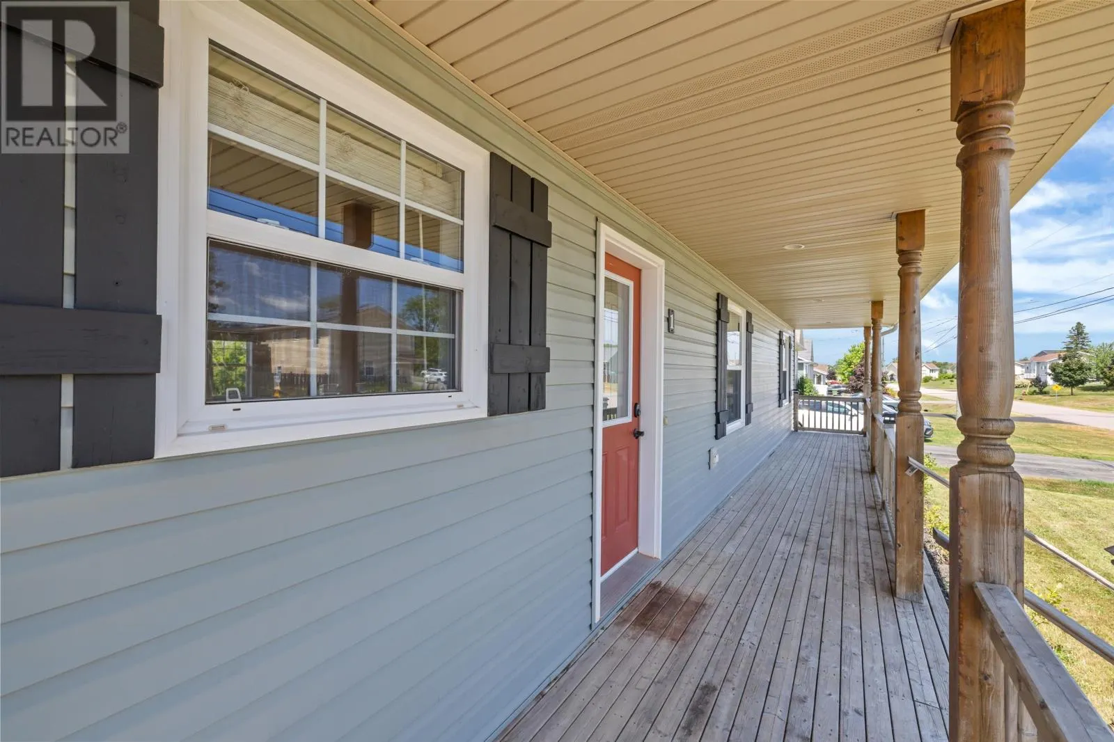 1 Hillside Meadows Drive