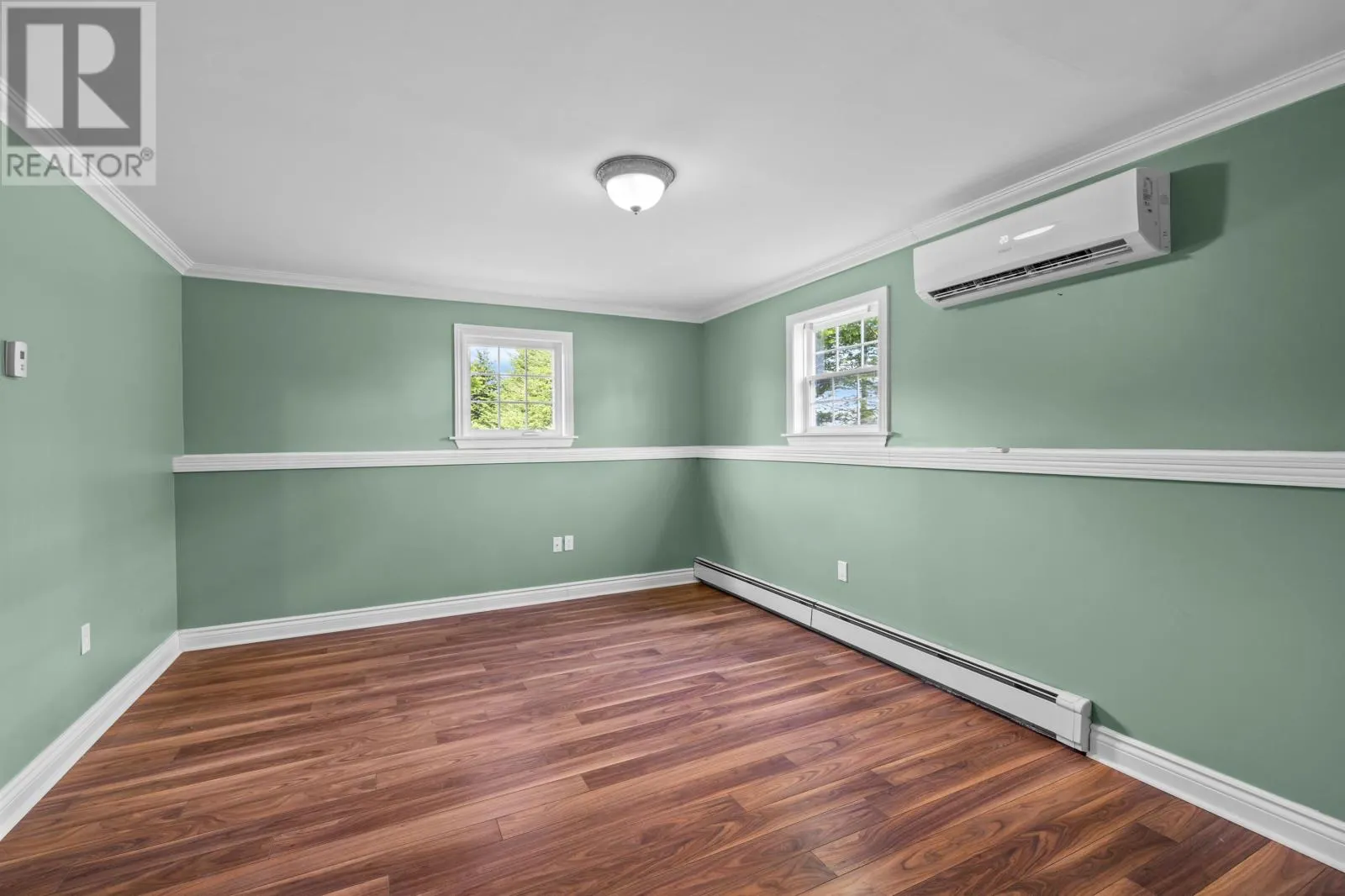 1 Hillside Meadows Drive