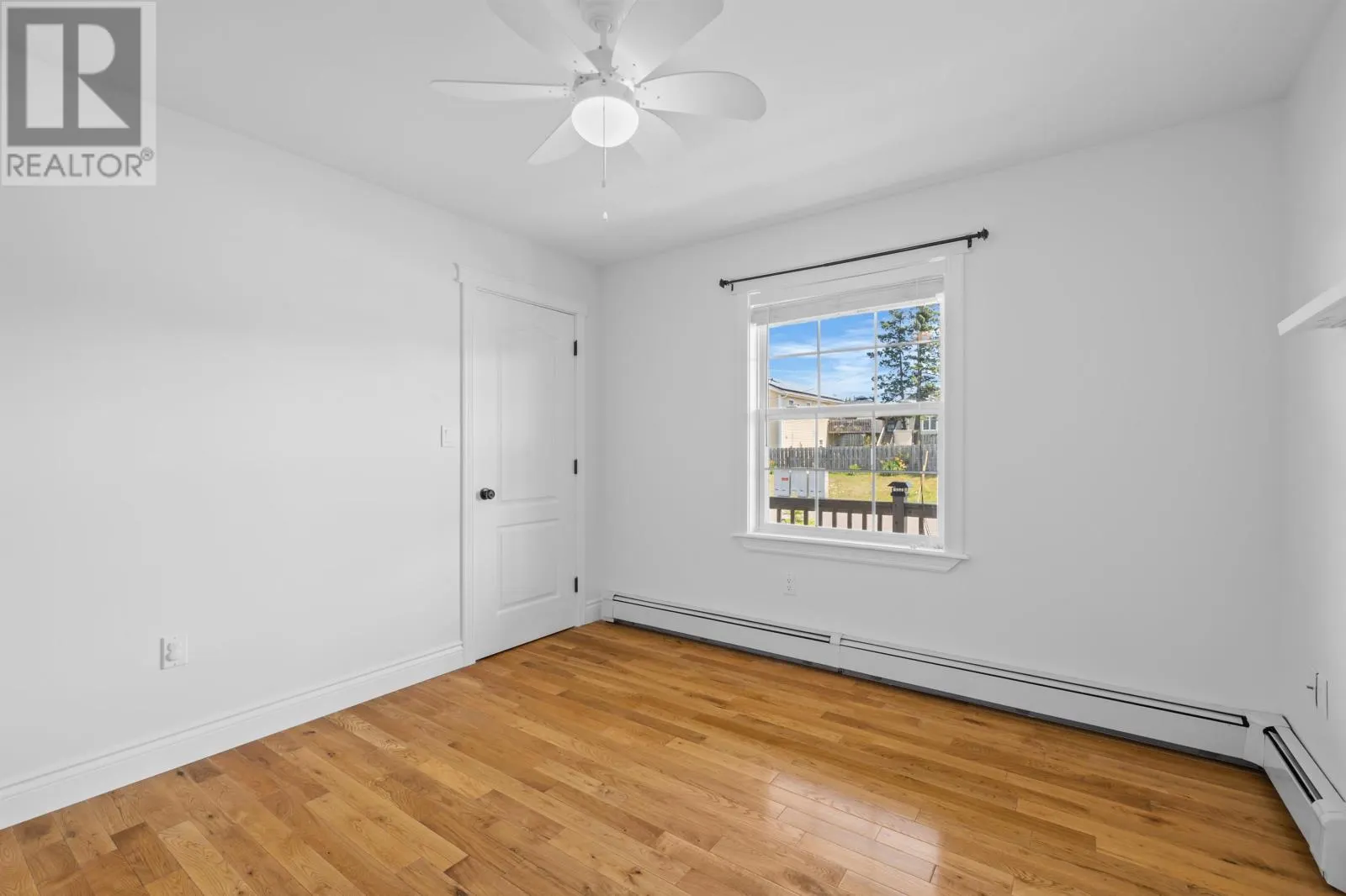 1 Hillside Meadows Drive