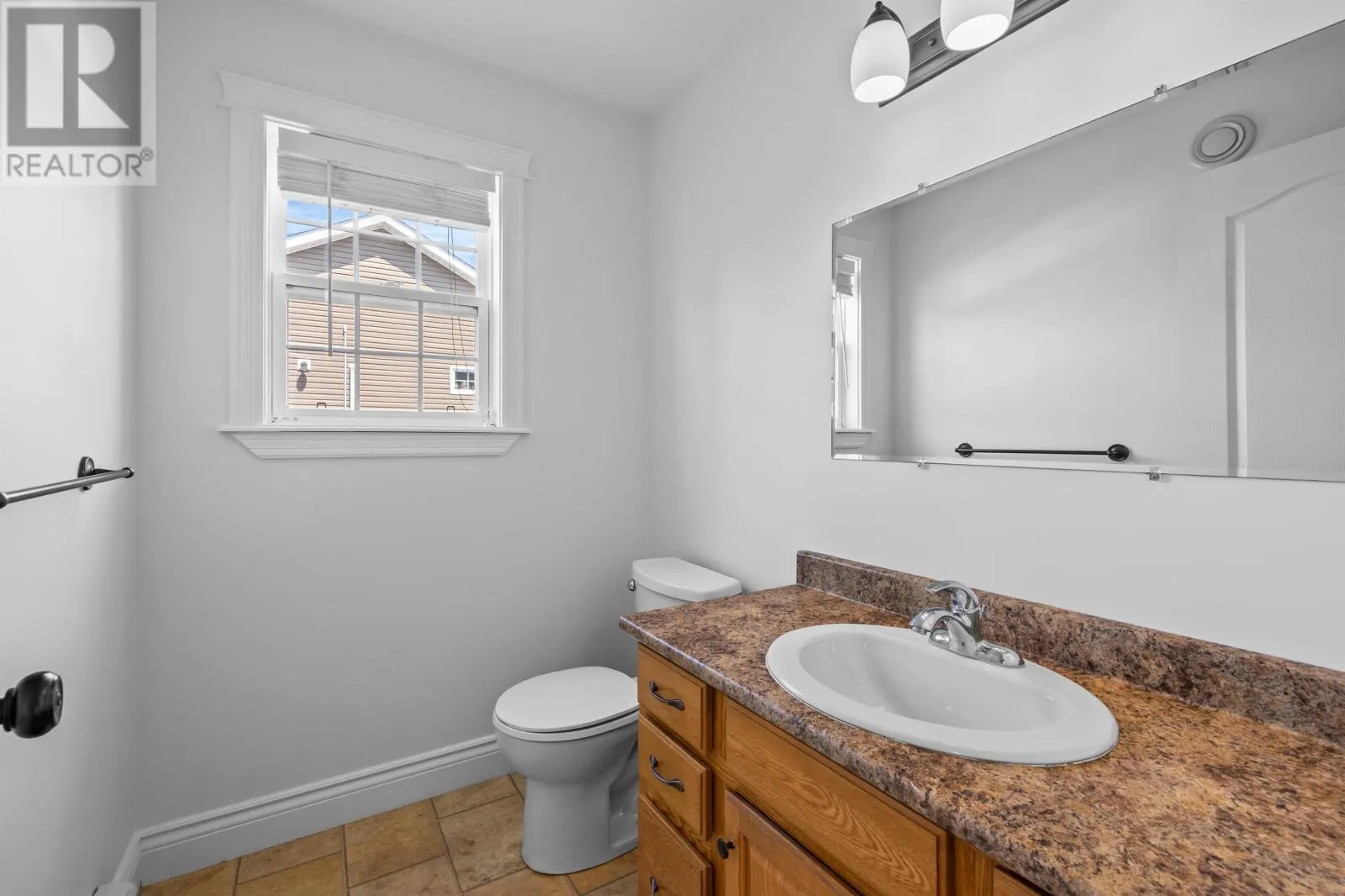 1 Hillside Meadows Drive