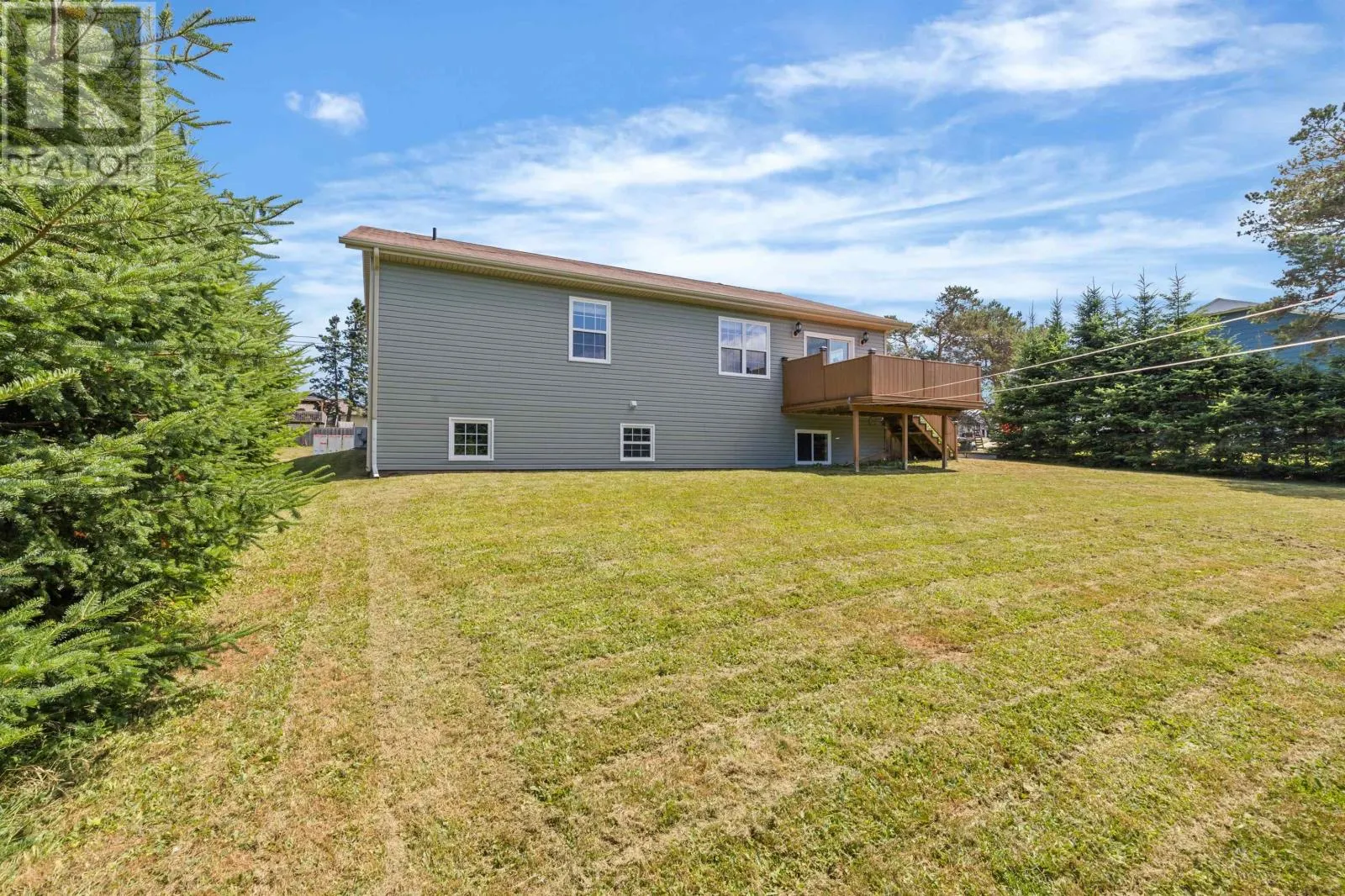 1 Hillside Meadows Drive