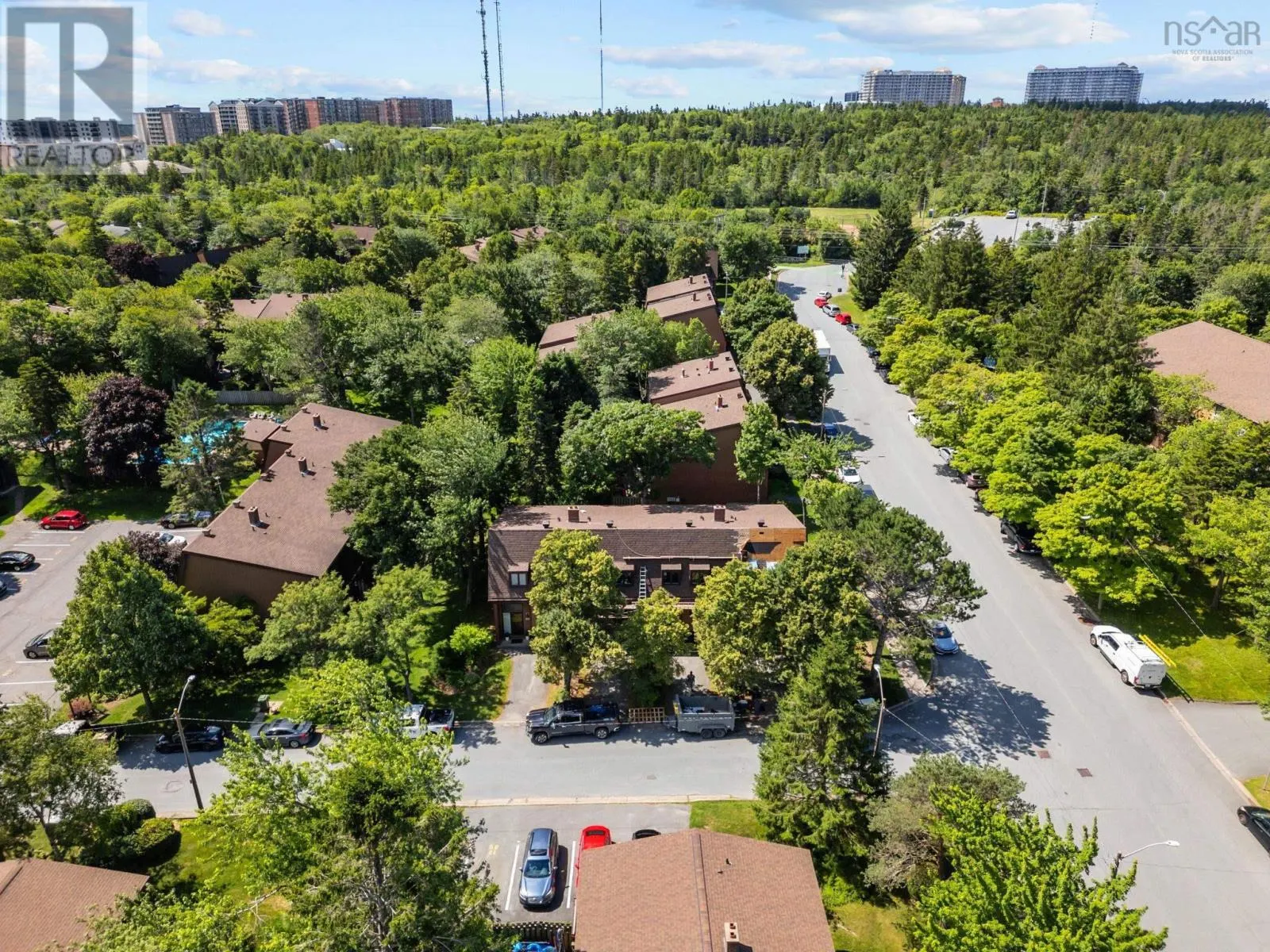 4 Covington Way