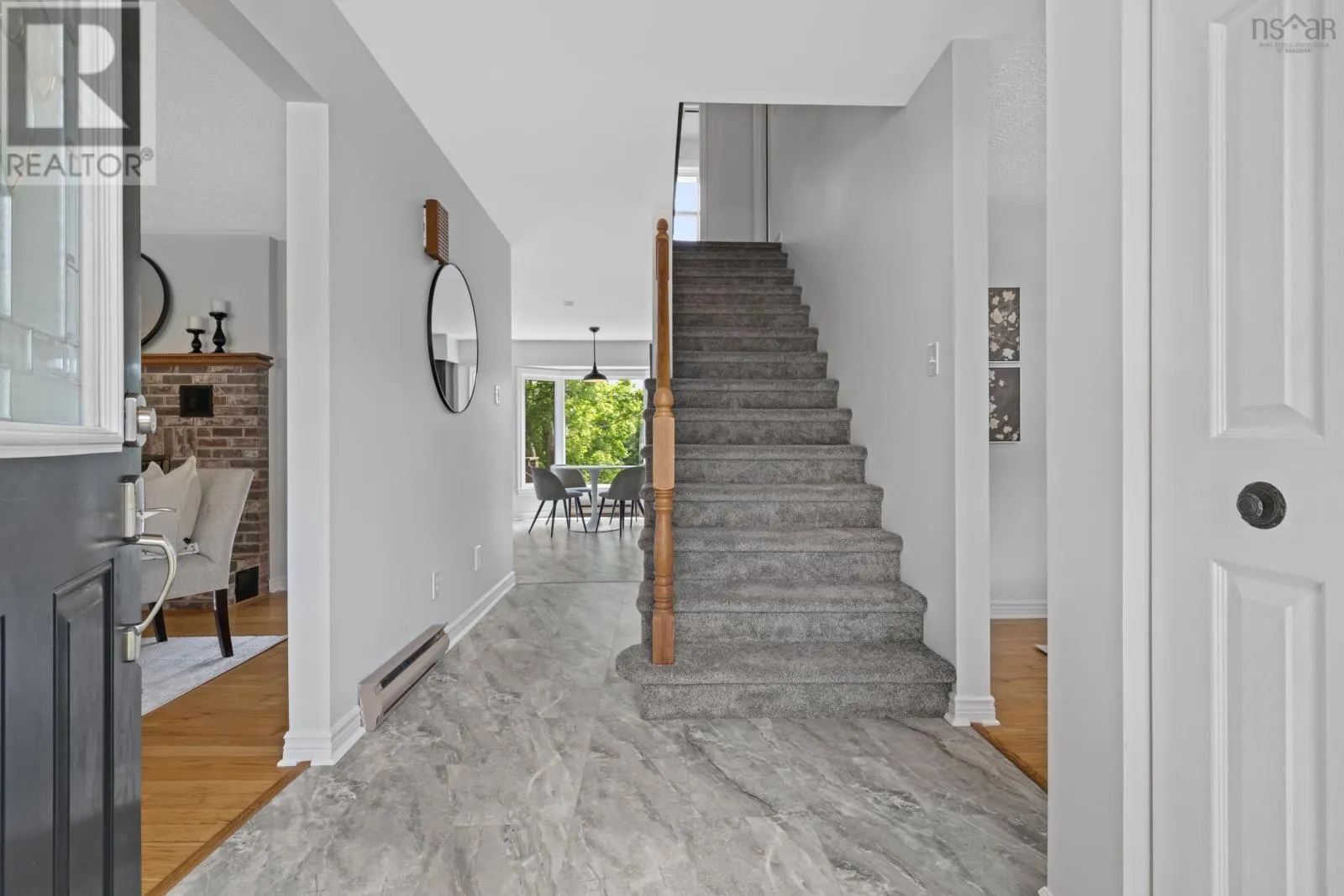 14 Whimsical Lake Crescent