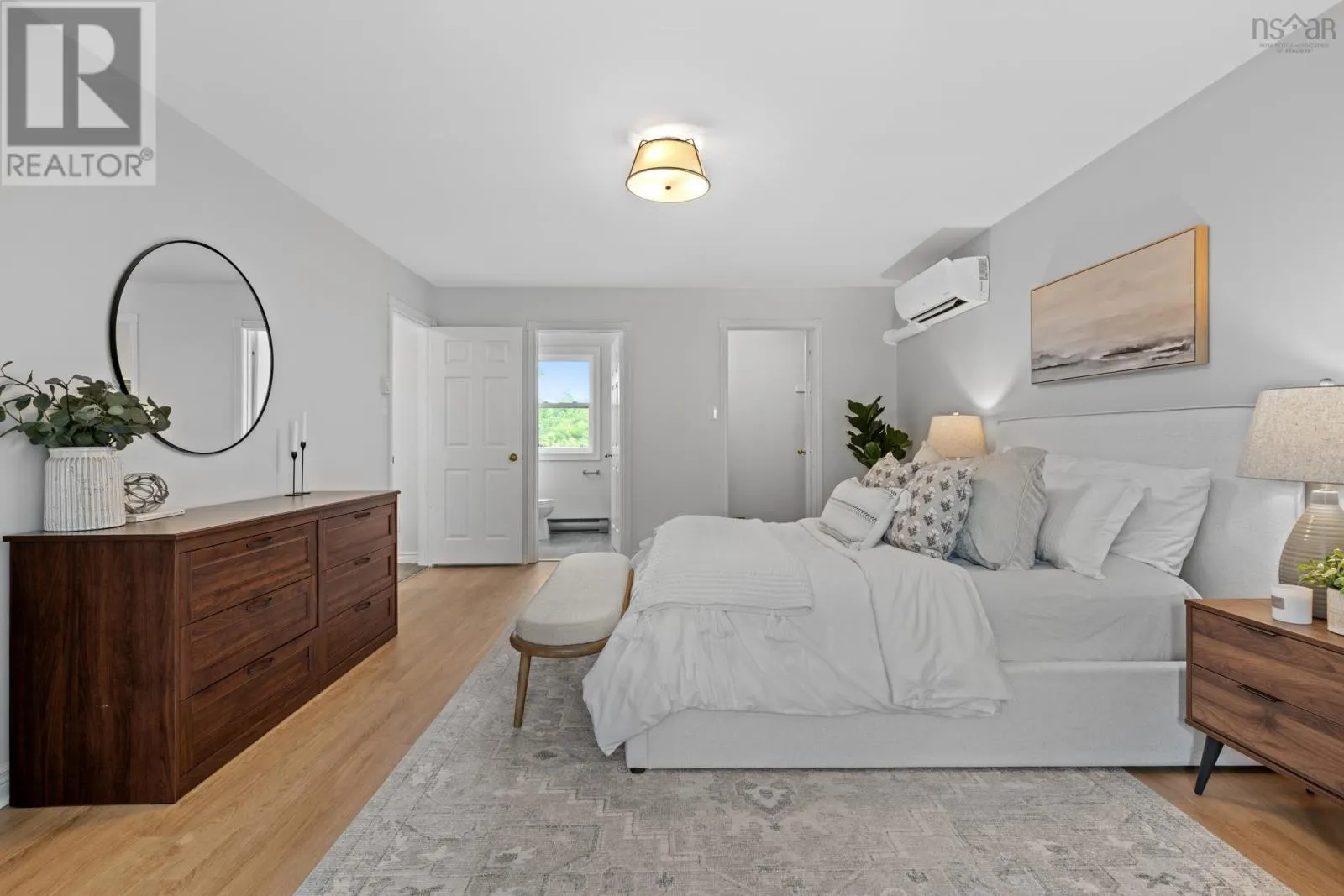 14 Whimsical Lake Crescent