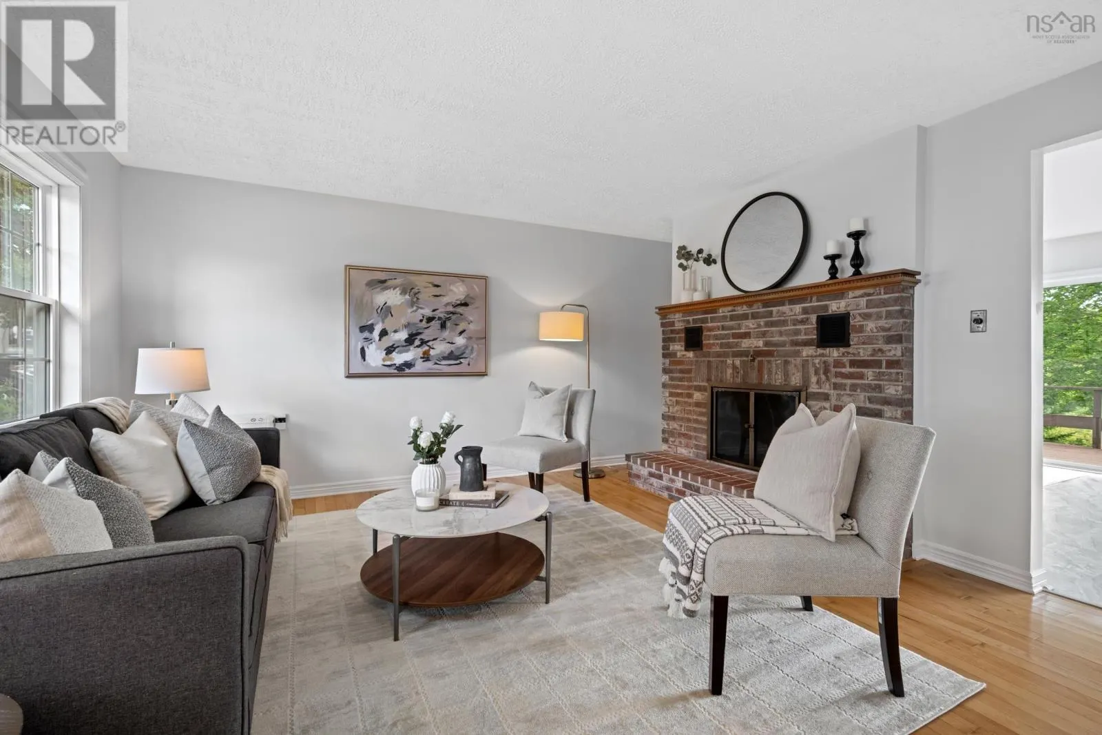 14 Whimsical Lake Crescent