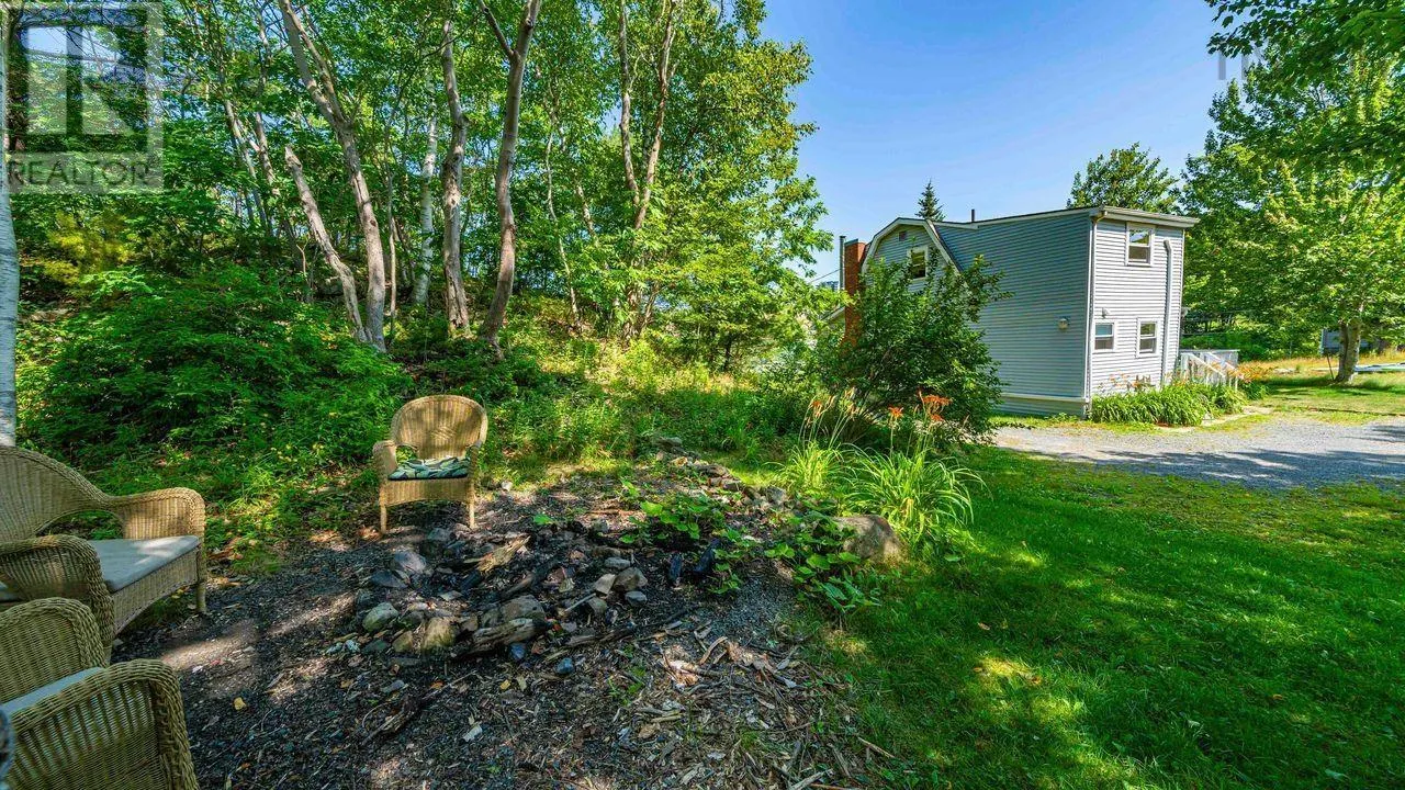 14 Hamshaw Drive