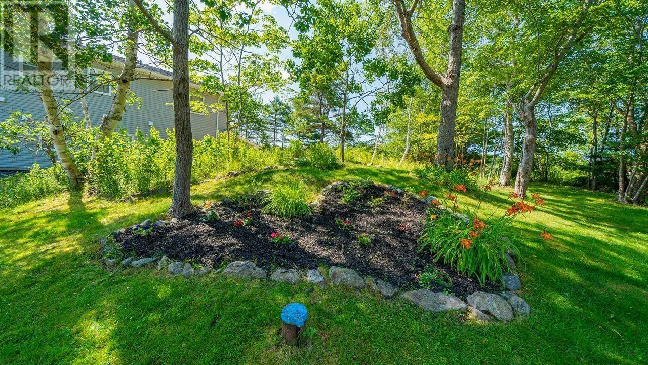 14 Hamshaw Drive