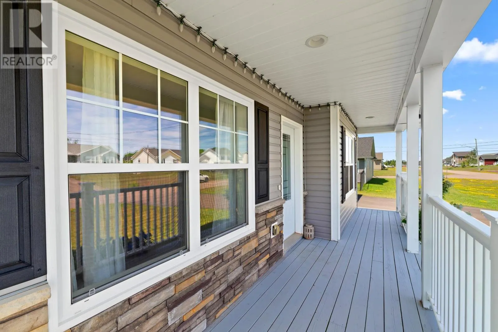 103 SQUIRE Lane