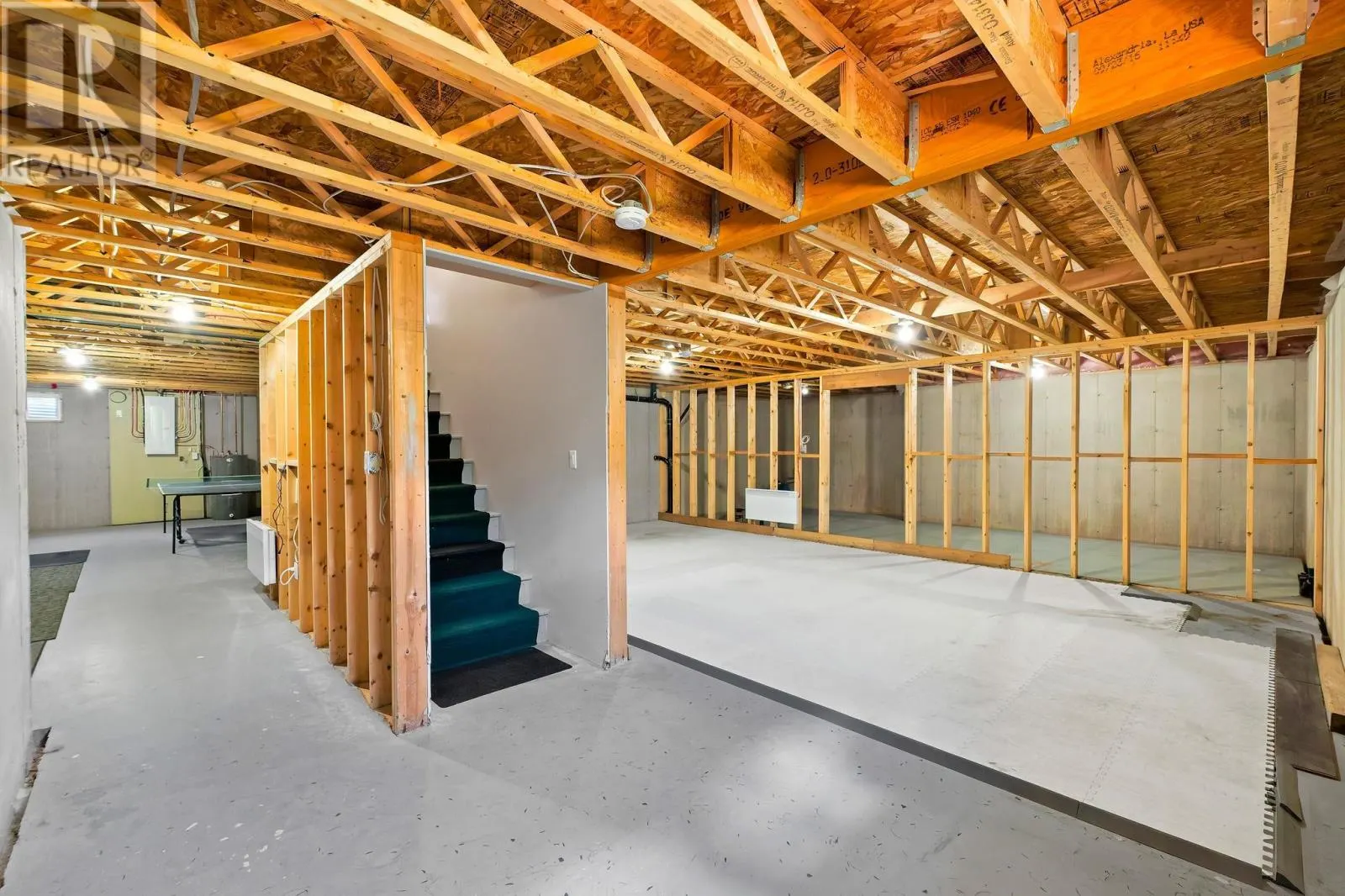 103 SQUIRE Lane