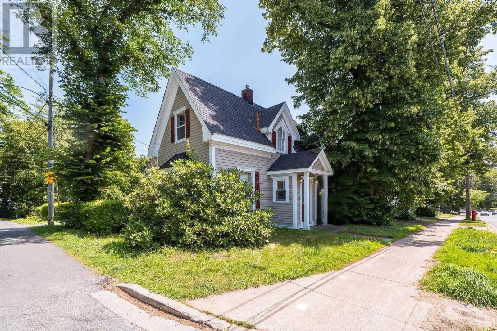 77 Pleasant Street