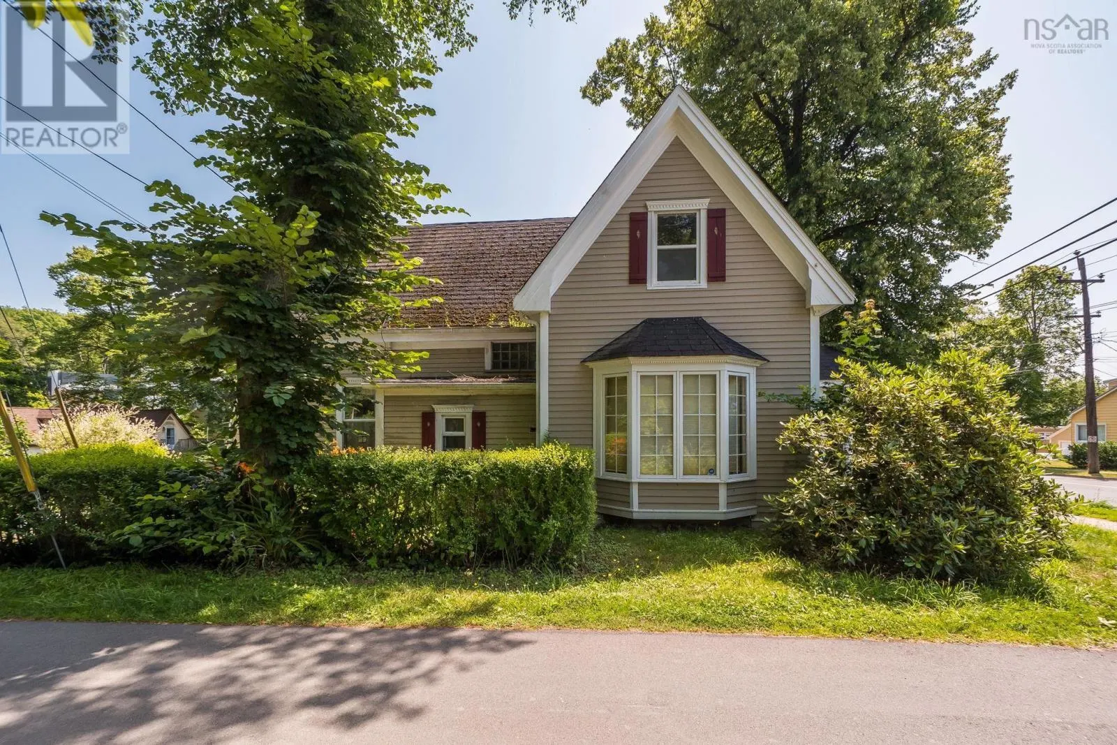 77 Pleasant Street