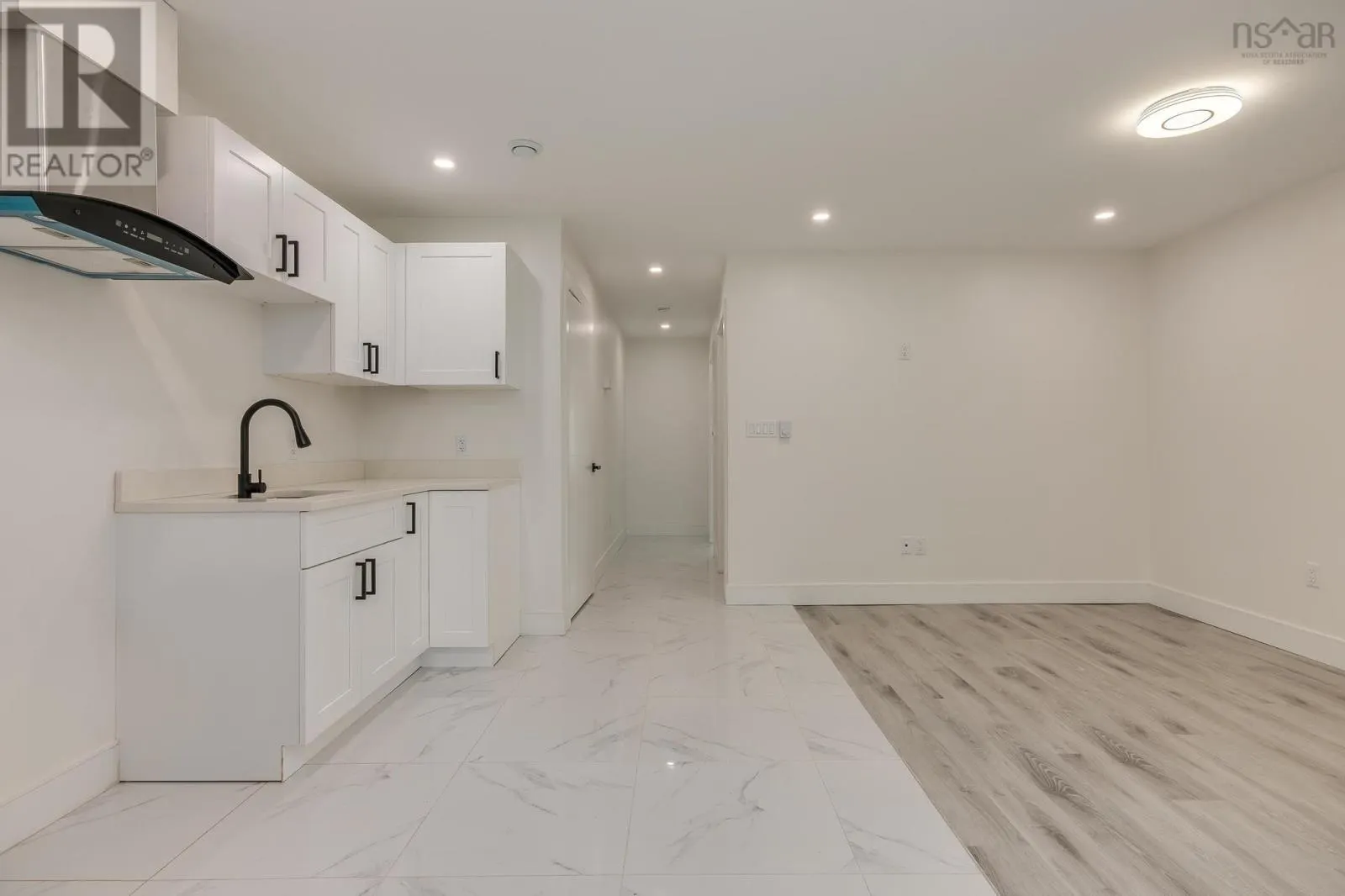 9 Layton Road