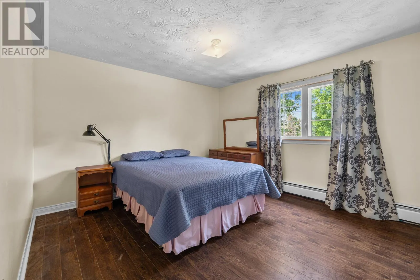 29 Aintree Drive