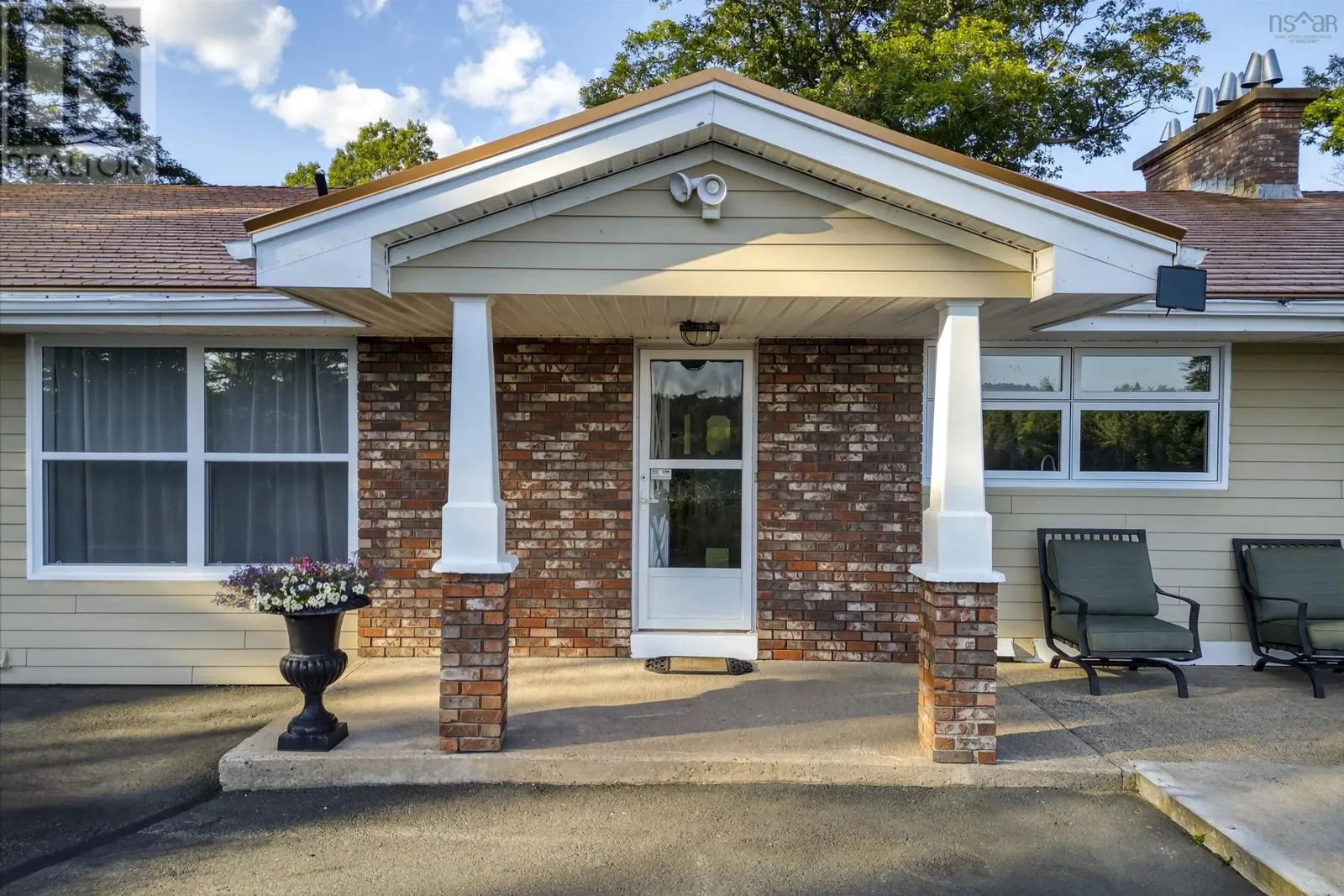 1007 Waverley Road