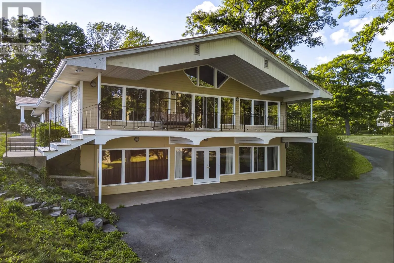 1007 Waverley Road