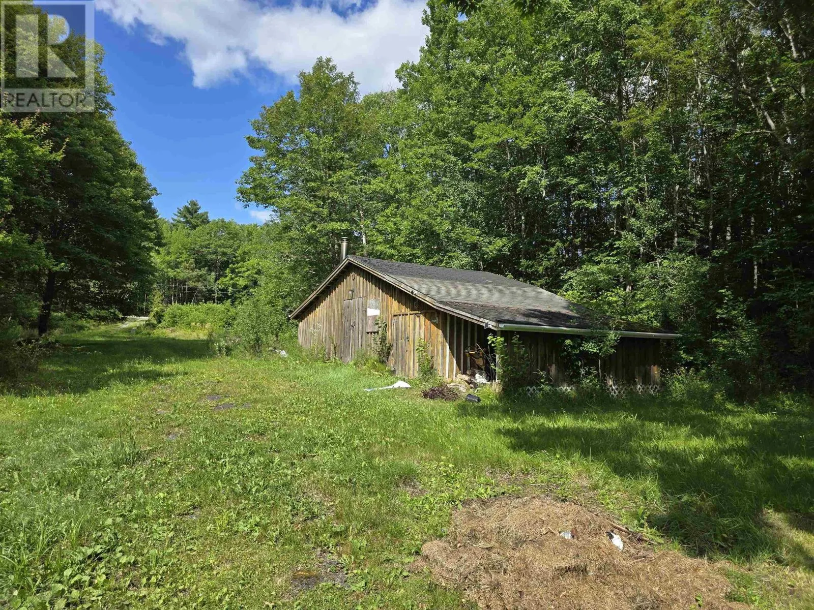 19 River Road