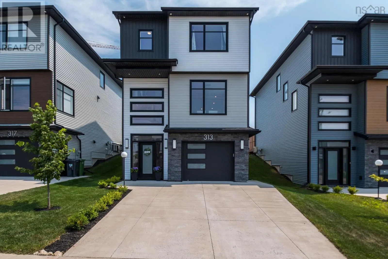 313 Marketway Lane