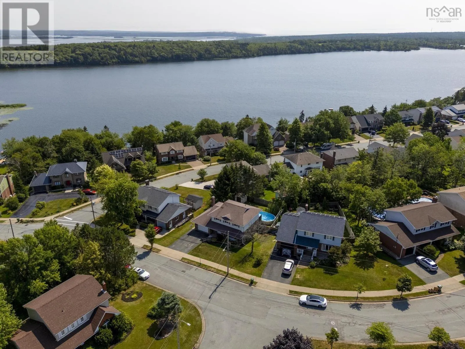 121 Greenwich Drive